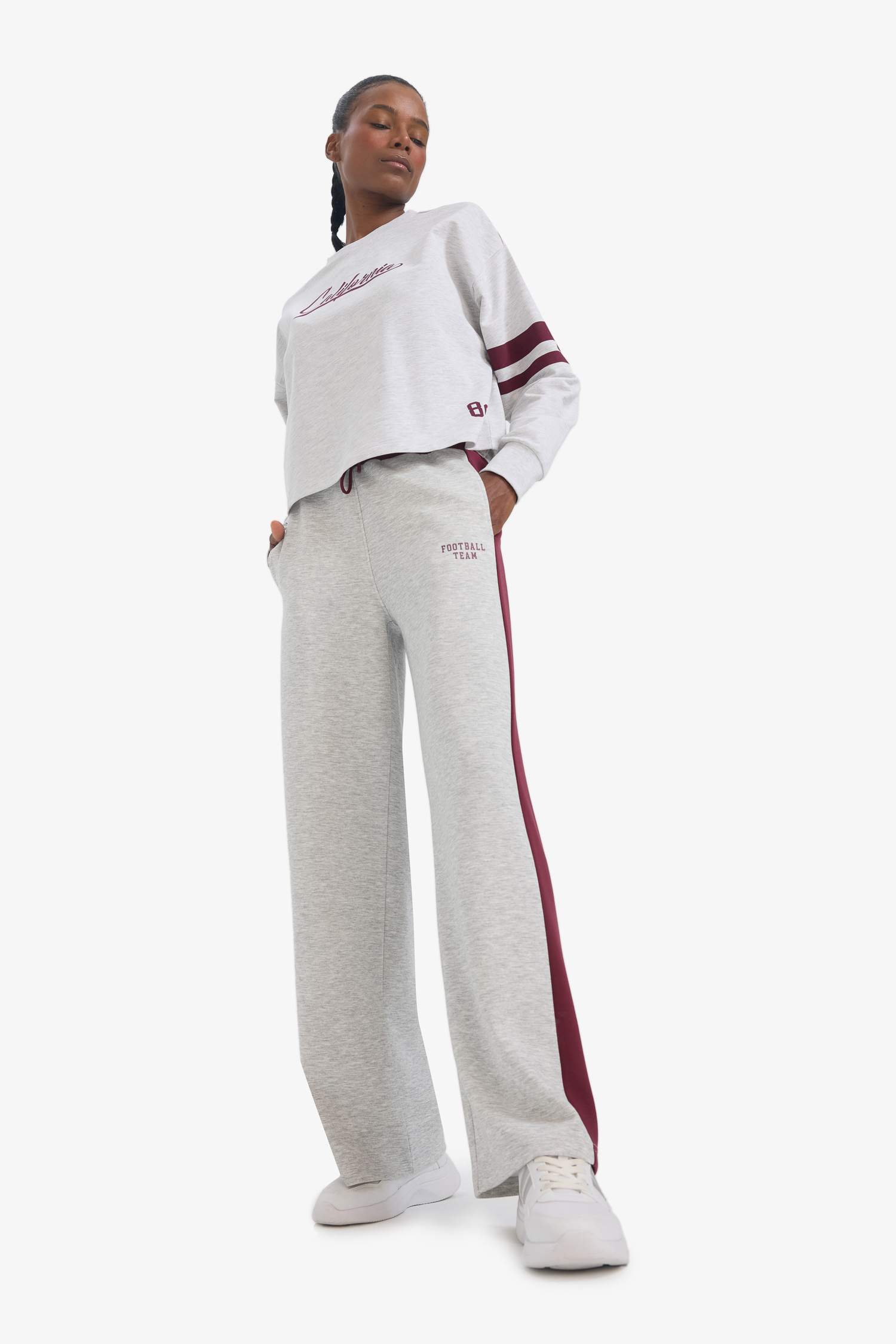 DeFactoFit Crew Neck Sports Printed Sweatshirt