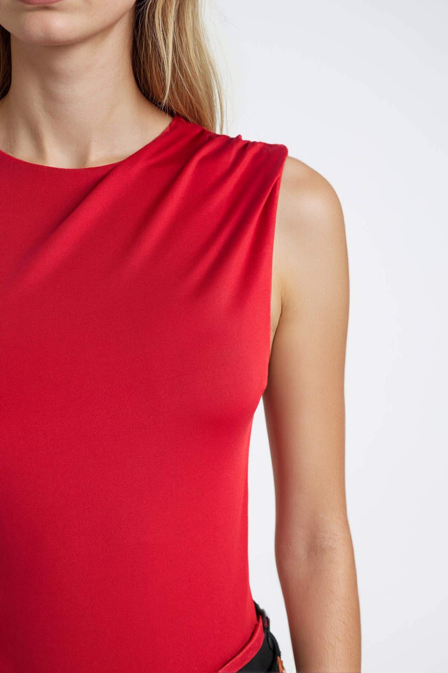 Débardeur slim basique rouge à col rond