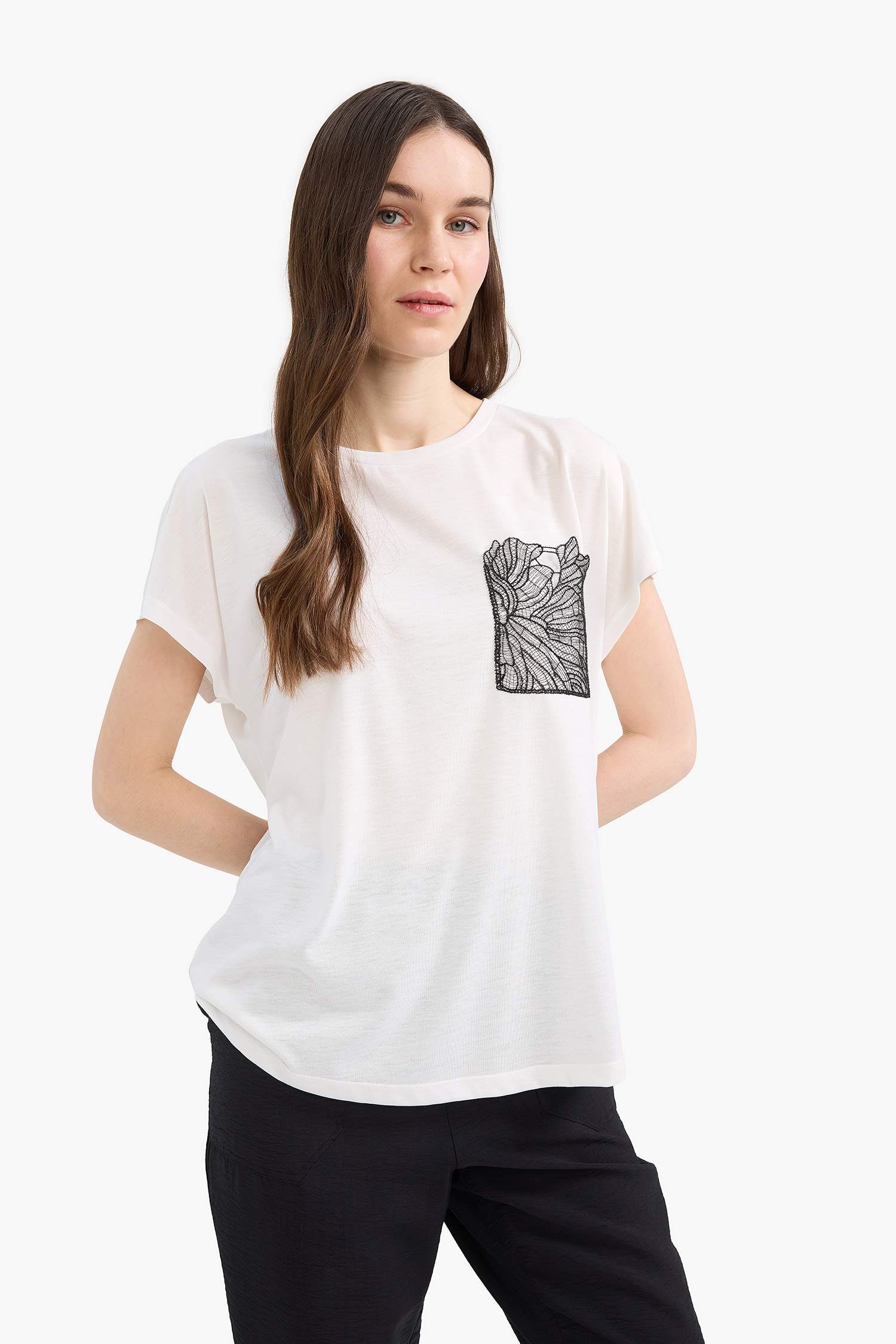 Traditional Regular Fit Crew Neck T-shirt