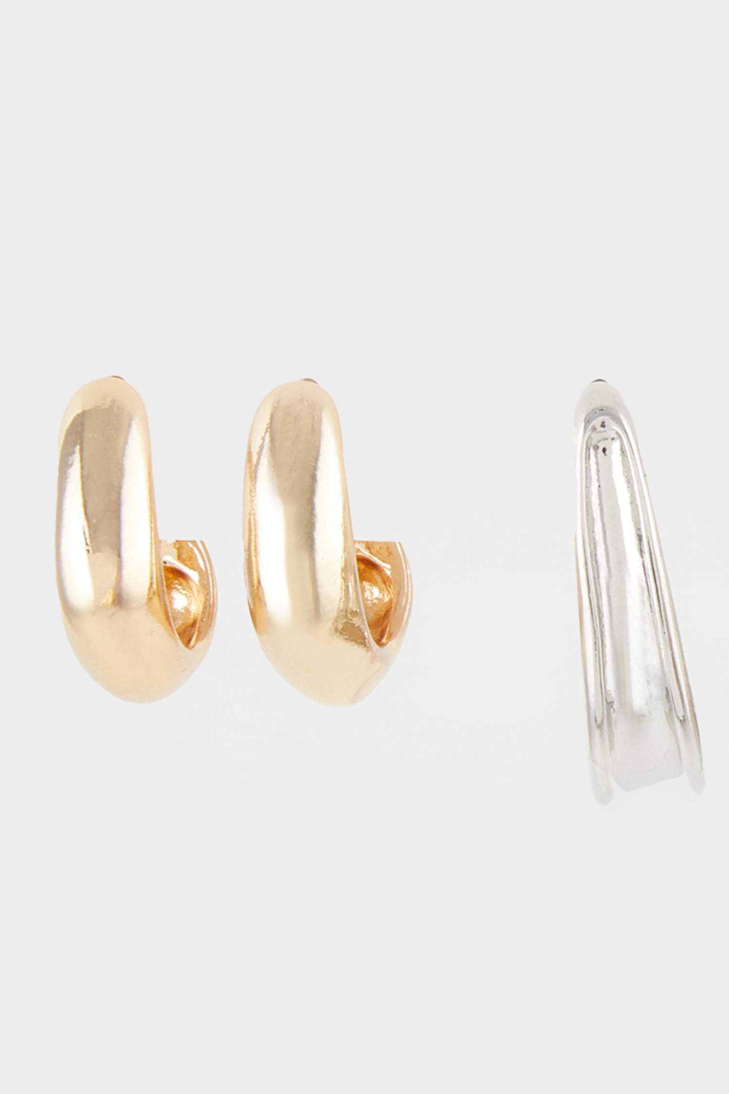 Woman 3 Piece Earrings