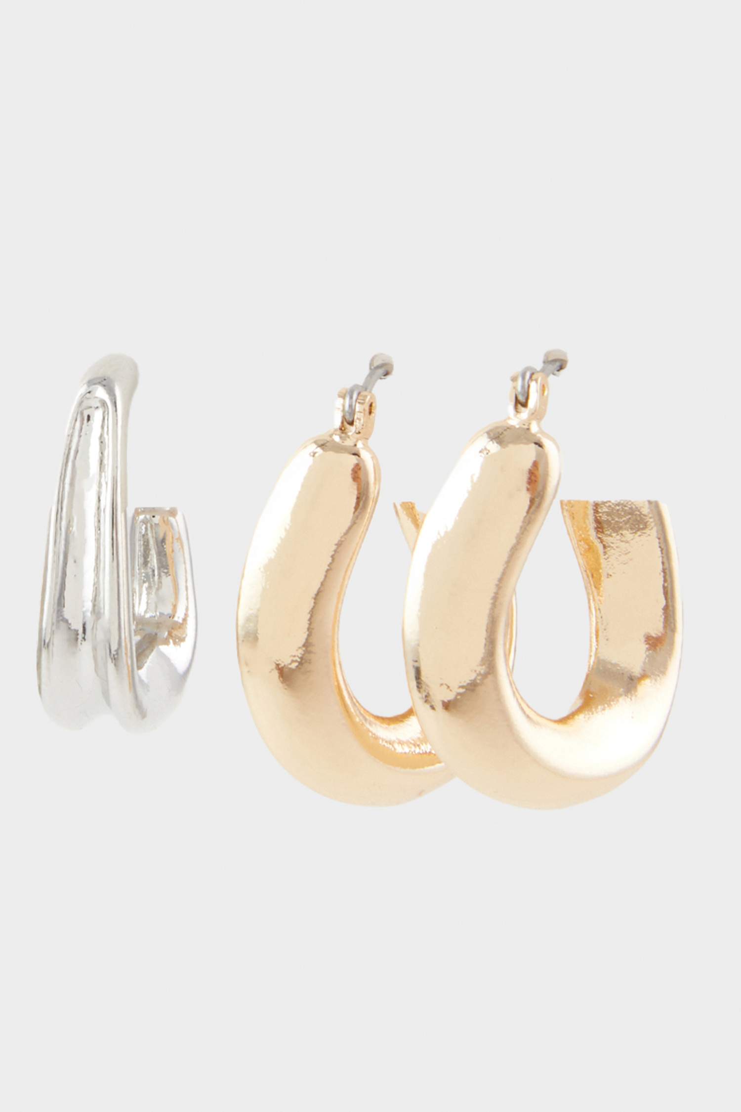 Woman 3 Piece Earrings