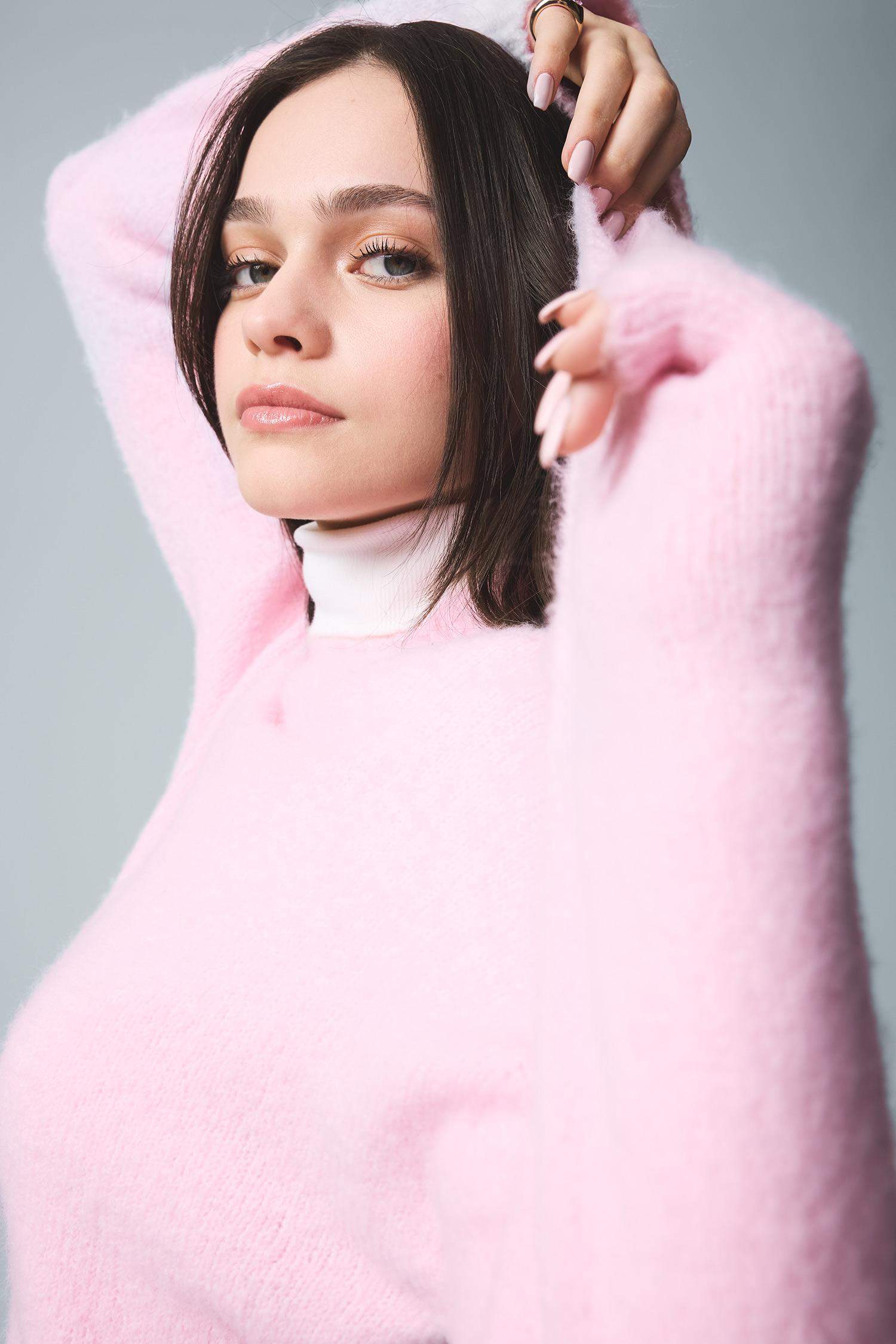 Regular Fit Bisiklet Yaka Dikişsiz Basic Düz Triko Kazak