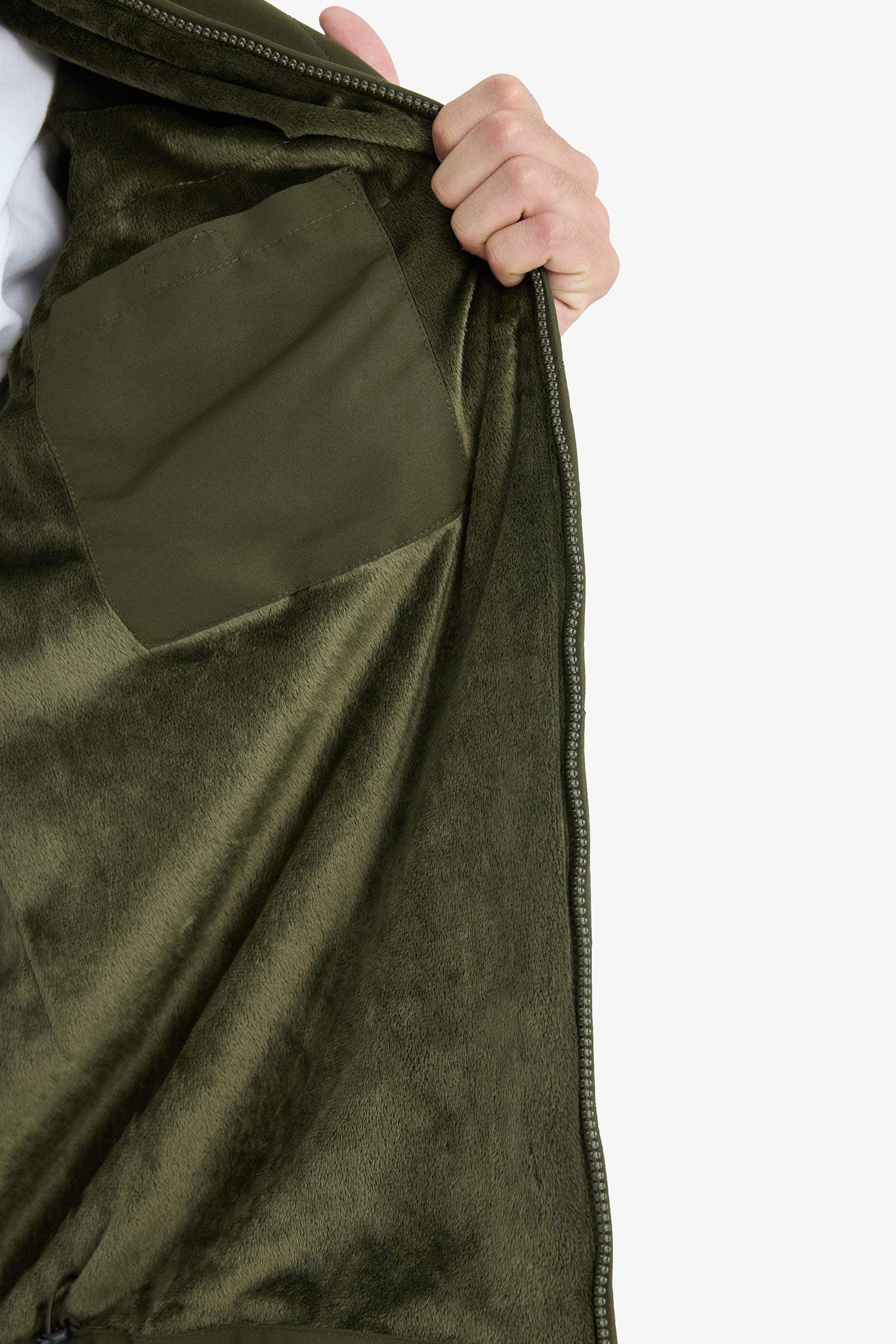 Relax Fit Gömlek Yaka Astarlı Kadife Yakalı Fermuarlı İç Cepli Mont