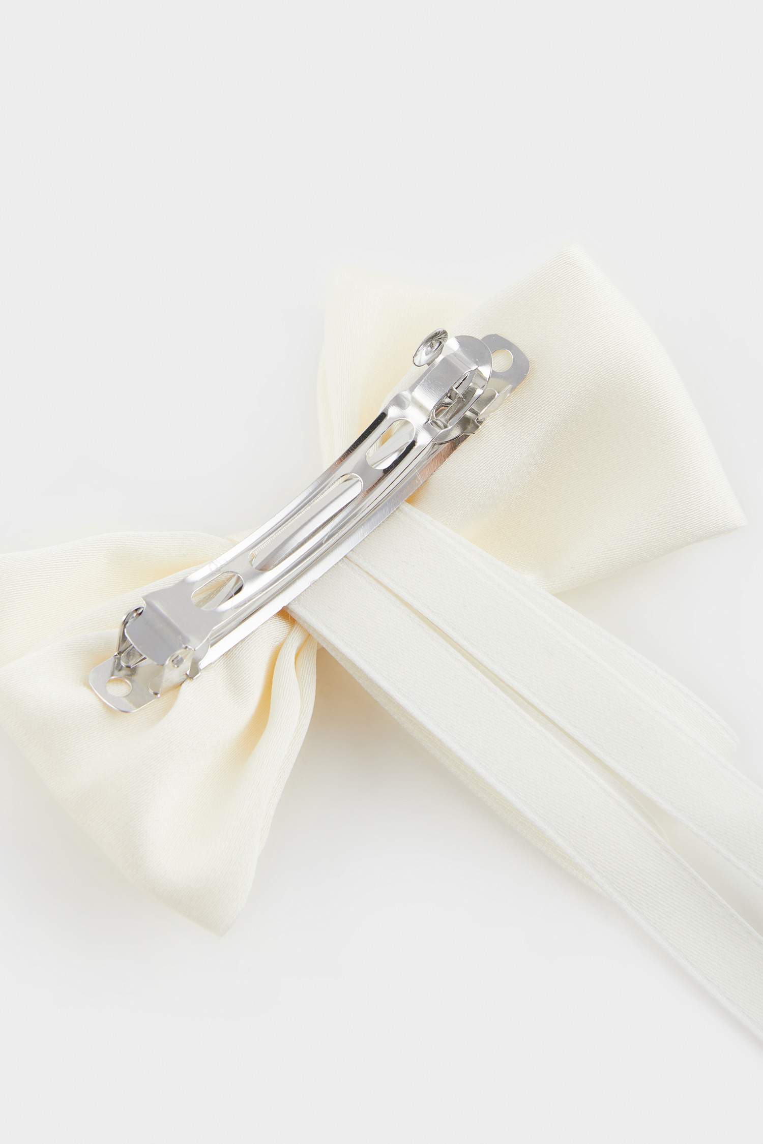 Girl Beige Ribbon Patterned Hair Clips