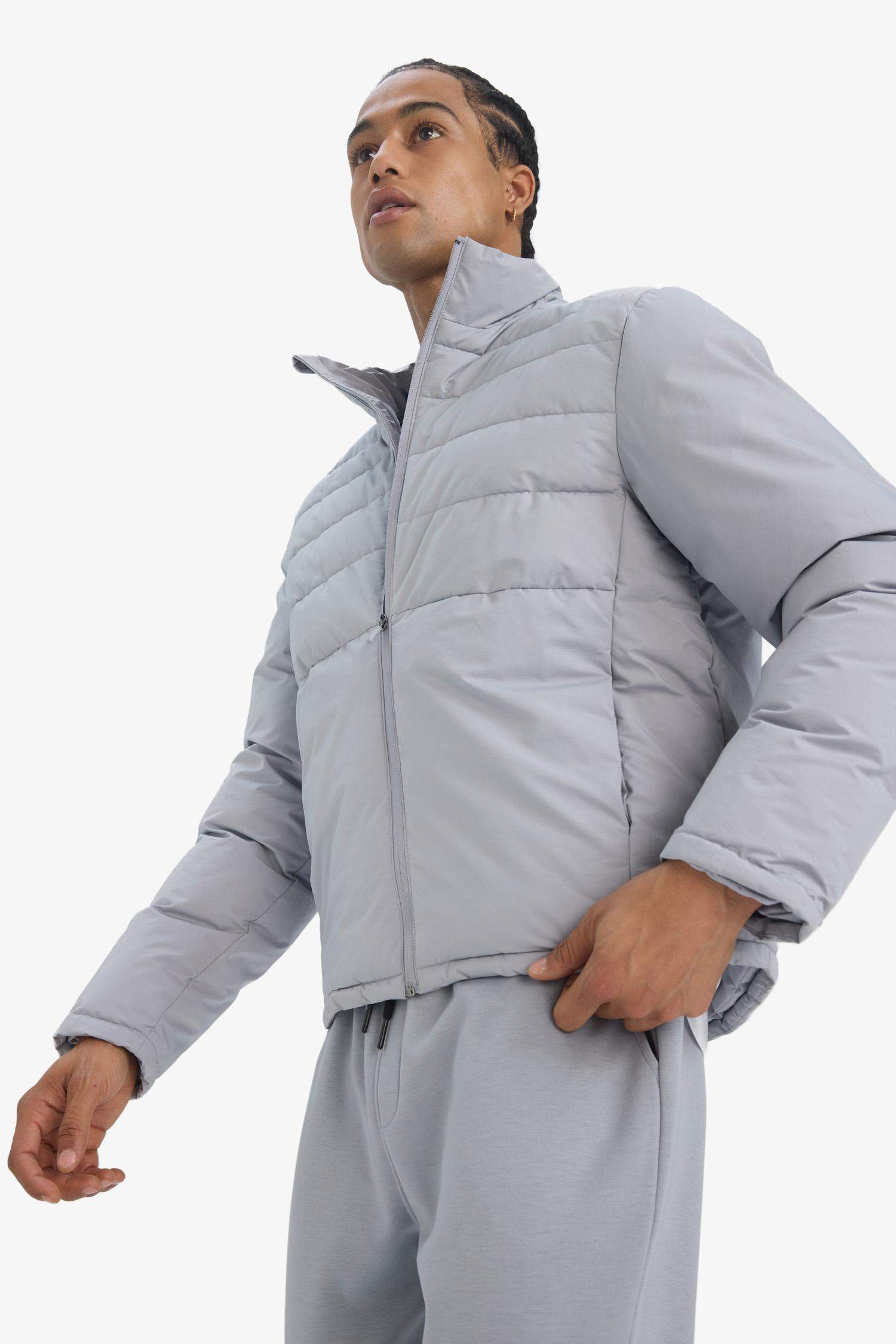 Su İtici Rüzgar Geçirmez Regular Fit Dik Yaka Fermuarlı Cepli Kışlık Mont