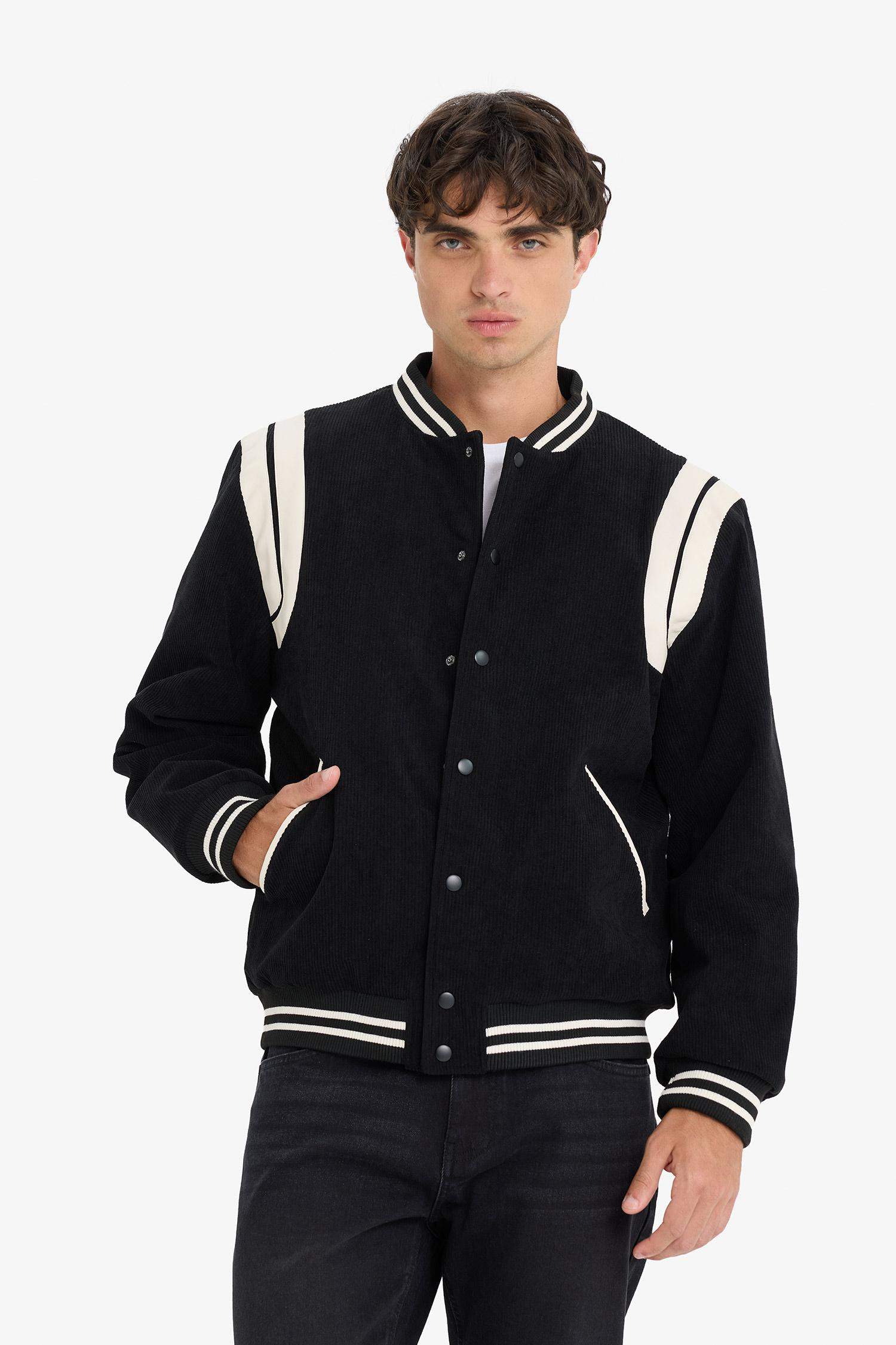 Su İtici Regular Fit Kolej Yaka Bomber Çıtçıtlı İç Cepli Mont