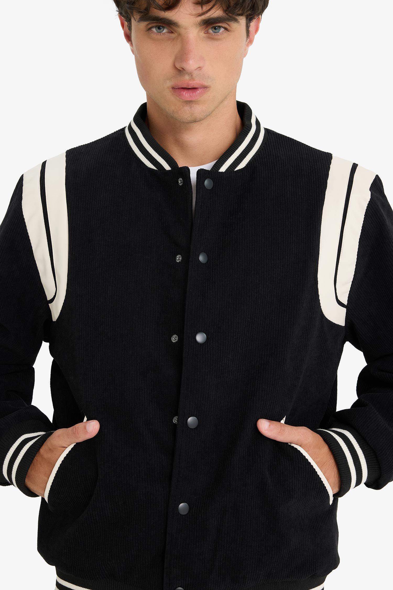 Su İtici Regular Fit Kolej Yaka Bomber Çıtçıtlı İç Cepli Mont