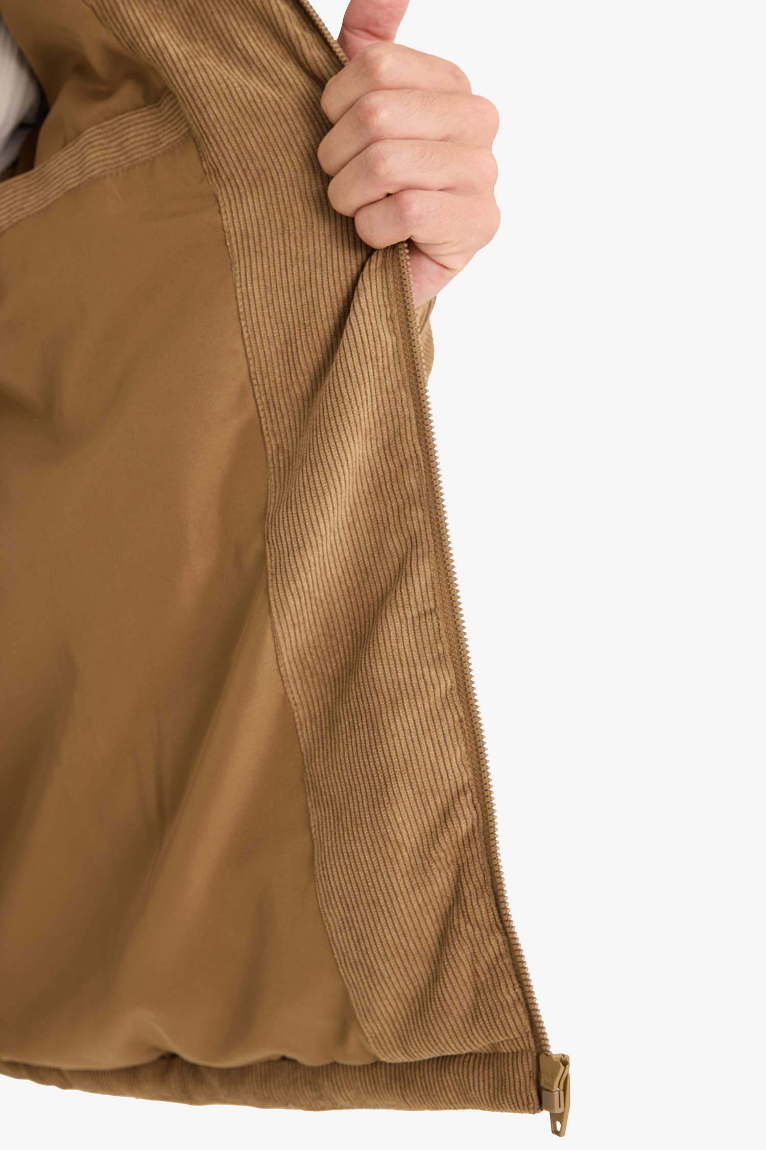 جاكيت دودون قصة عادية بياقة عالية