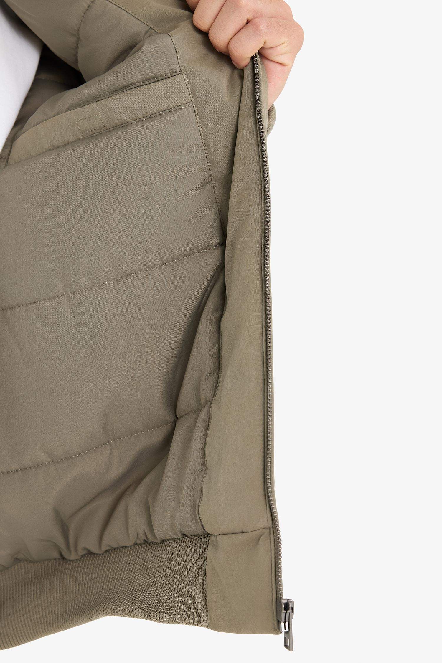 Su İtici Oversize Geniş Kalıp Gömlek Yaka Fermuarlı Peluş Yaka İç Cepli Mont