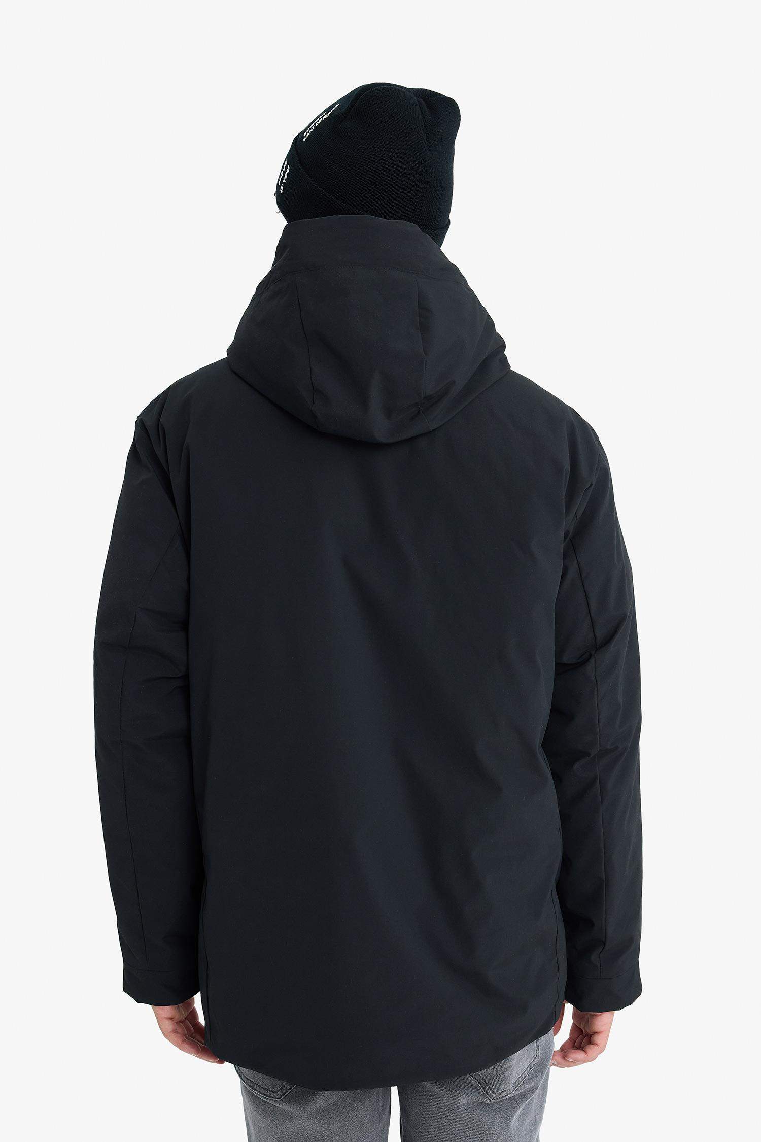 Su İtici Regular Fit Kapüşonlu Fermuarlı İç Cepli Cebi Pelüşlü Mont