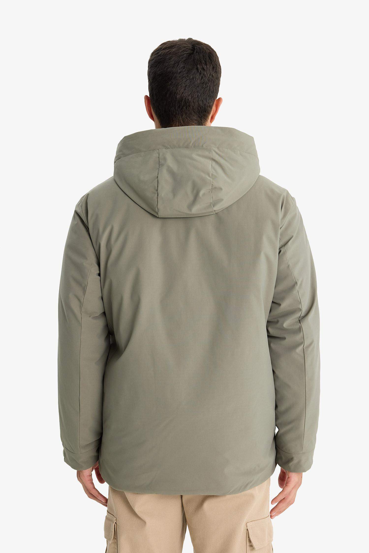 Su İtici Regular Fit Kapüşonlu Fermuarlı İç Cepli Cebi Pelüşlü Mont