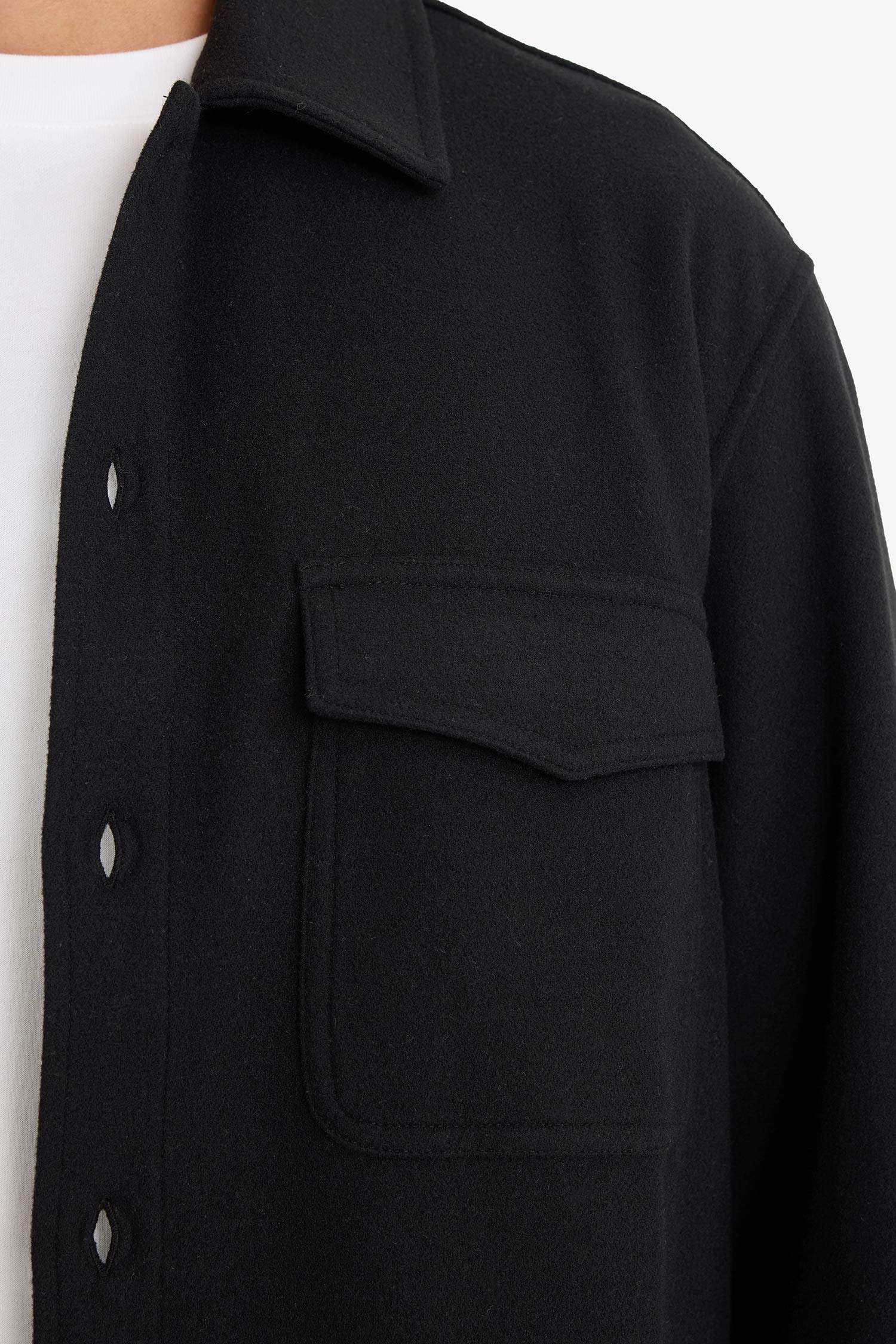 جاكيت قميص قصة عادية