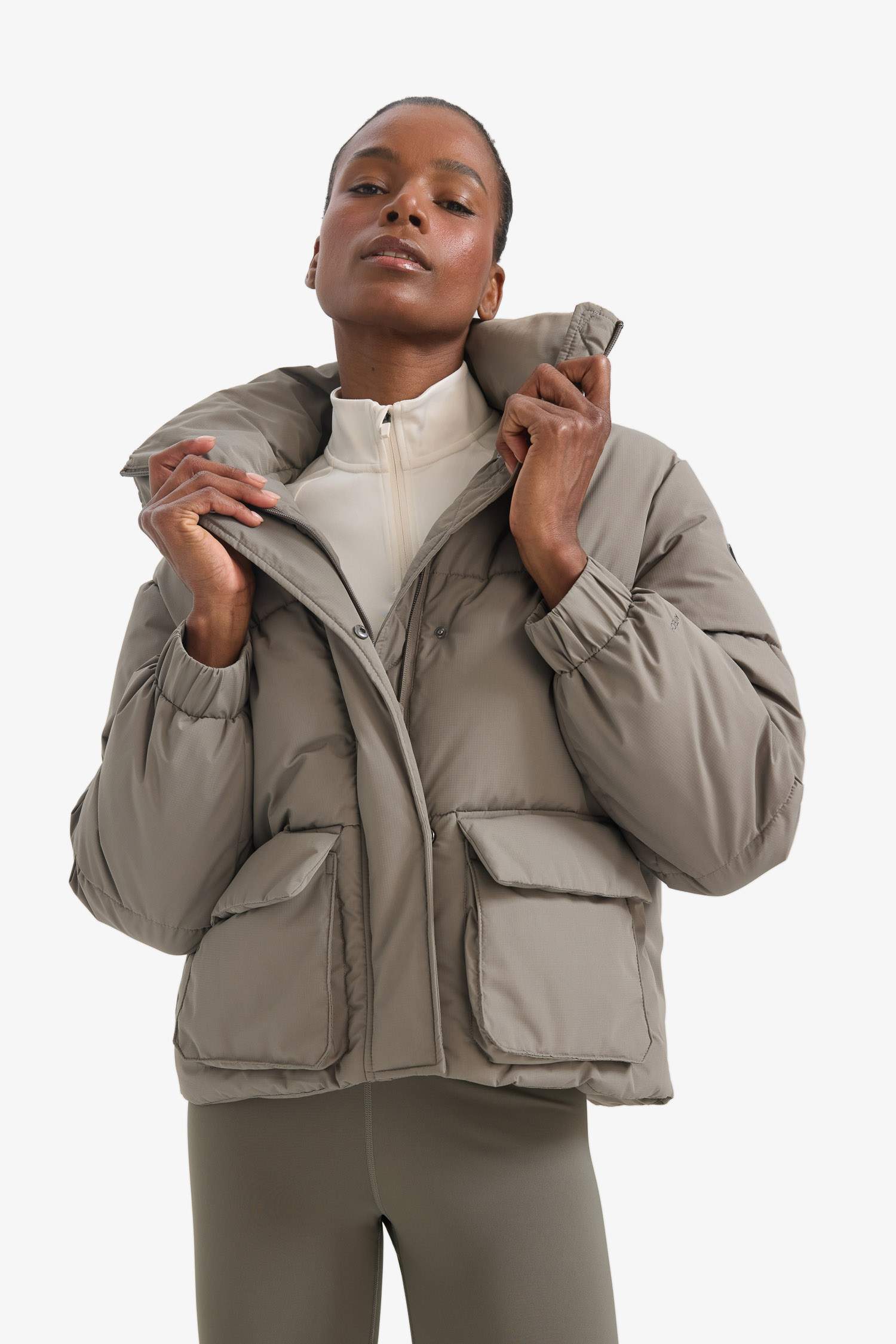 Su İtici Oversize Fit Geniş Kalıp Dik Yaka Fermuarlı Çıtçıtlı Cepli Şişme Mont