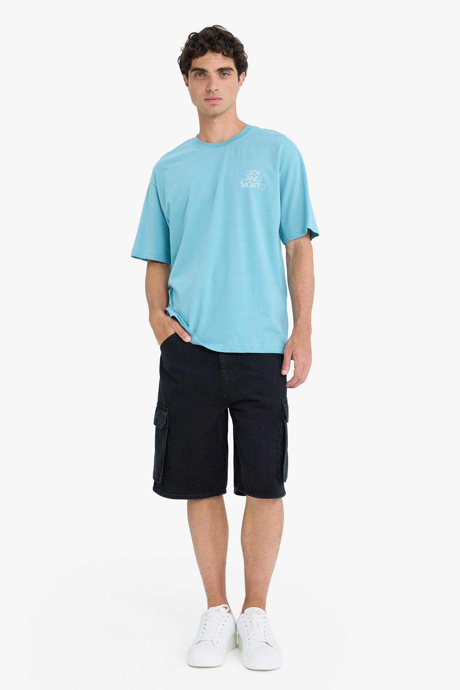 %100 Pamuk Rick and Morty Boxy Fit Rahat Kesim Bisiklet Yaka Sırt Baskılı Kısa Kollu Tişört