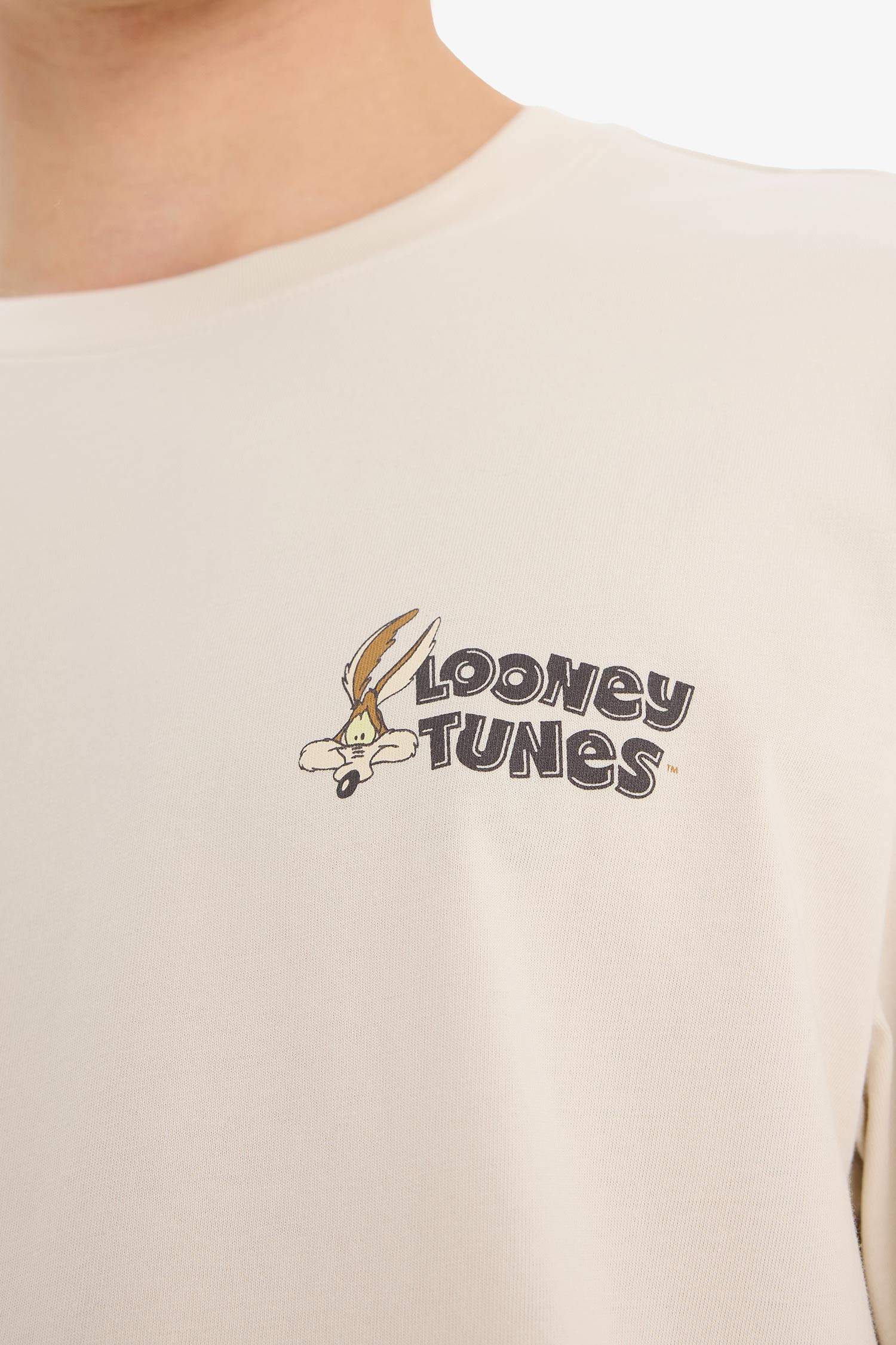 %100 Pamuk Looney Tunes Boxy Fit Rahat Kesim Bisiklet Yaka Sırt Baskılı Kısa Kollu Tişört