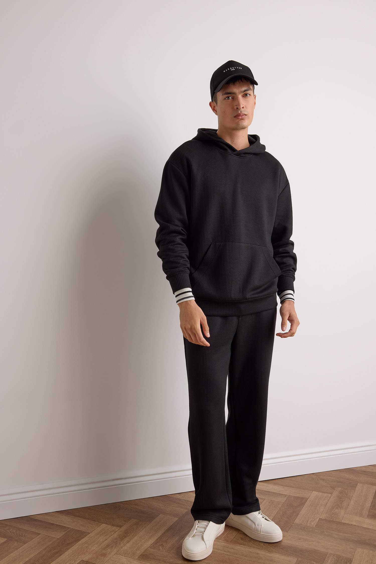 Boxy Fit Kapüşonlu Kanguru Cepli Jakarlı Sweatshirt