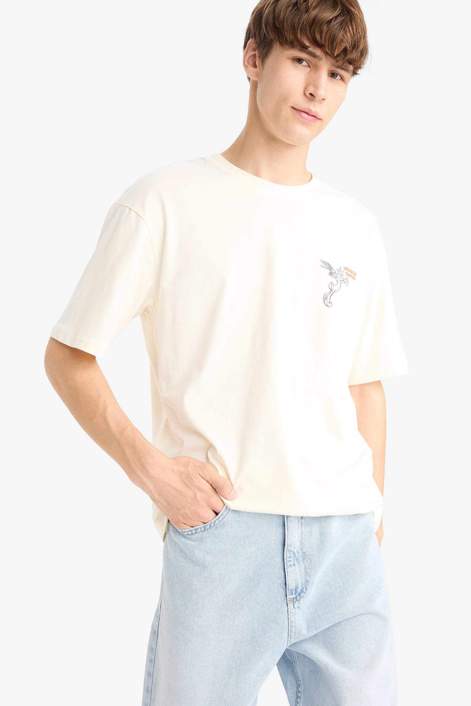 T-shirt boxy en coton imprimé au dos Looney Tunes à col rond Coupe décontractée