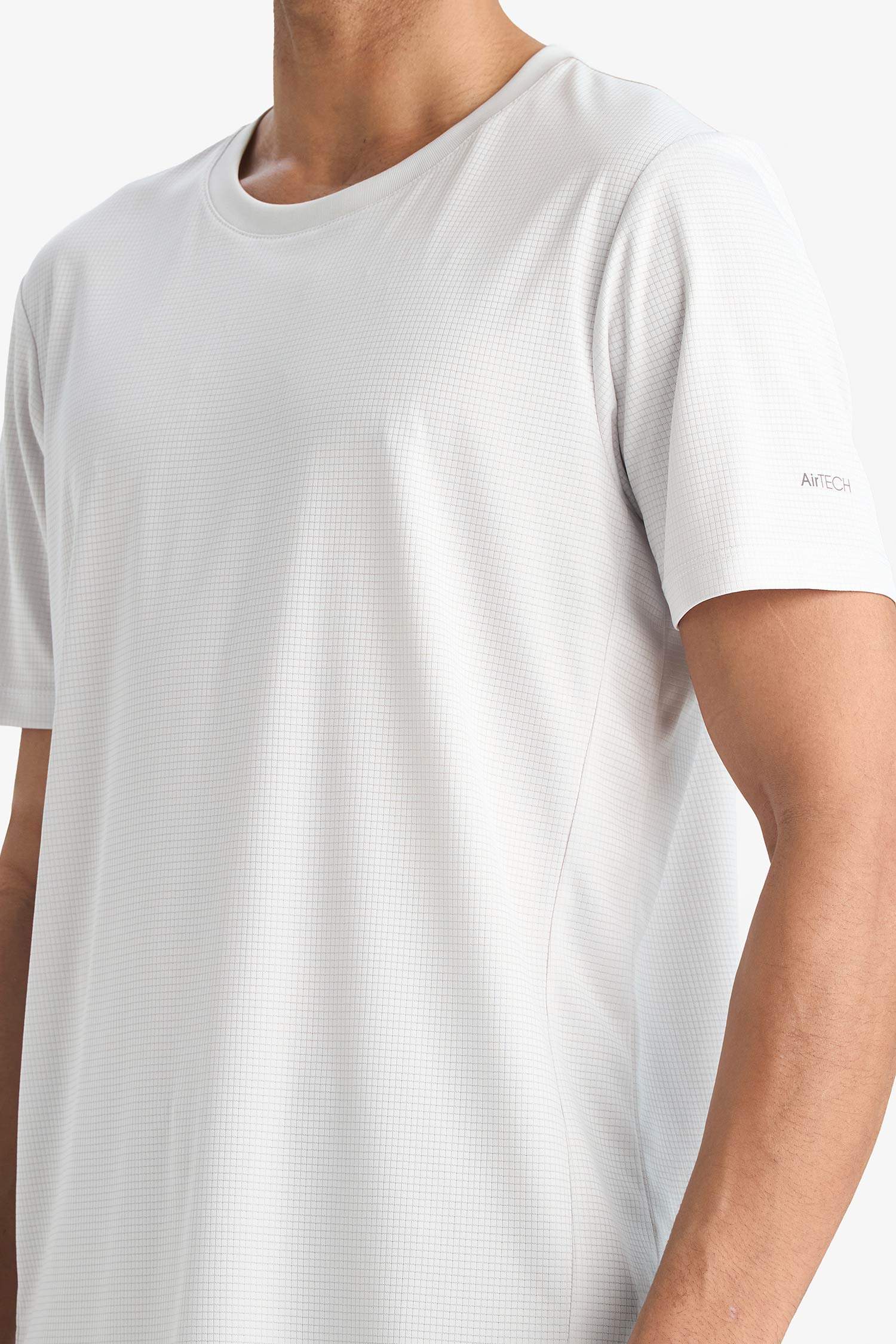 Slim Fit Crew Neck Printed Sports T-Shirt