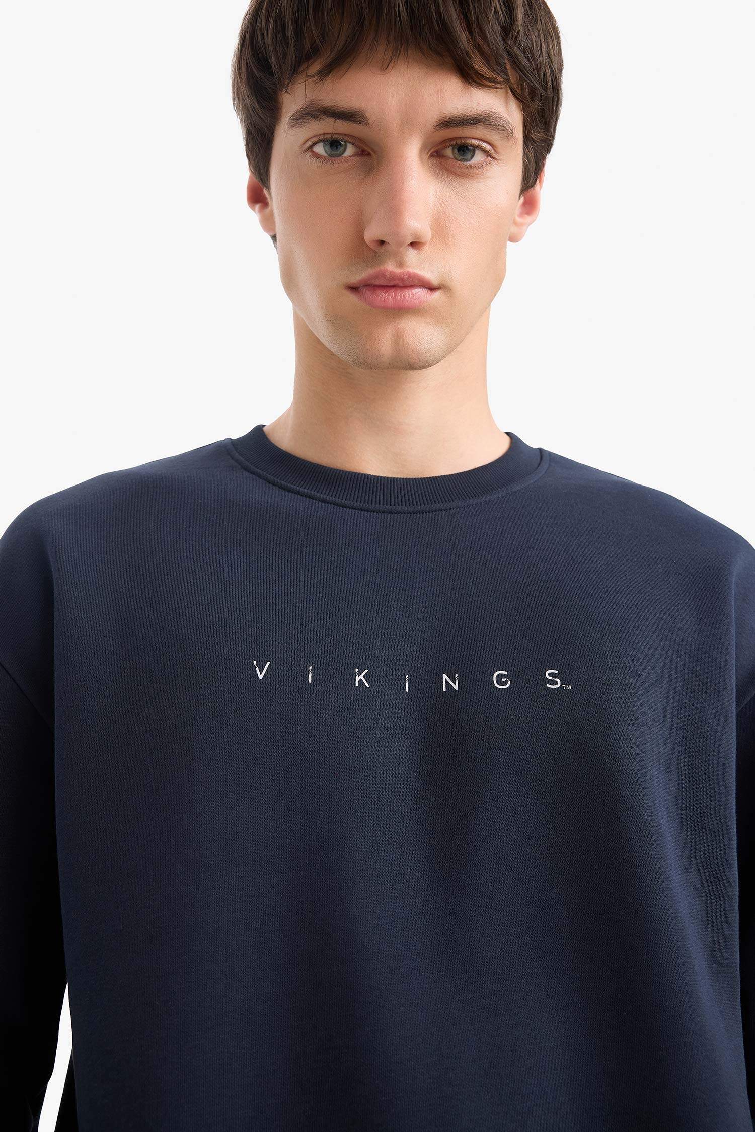 Vikings Boxy Fit Bisiklet Yaka Sırt Baskılı Sweatshirt