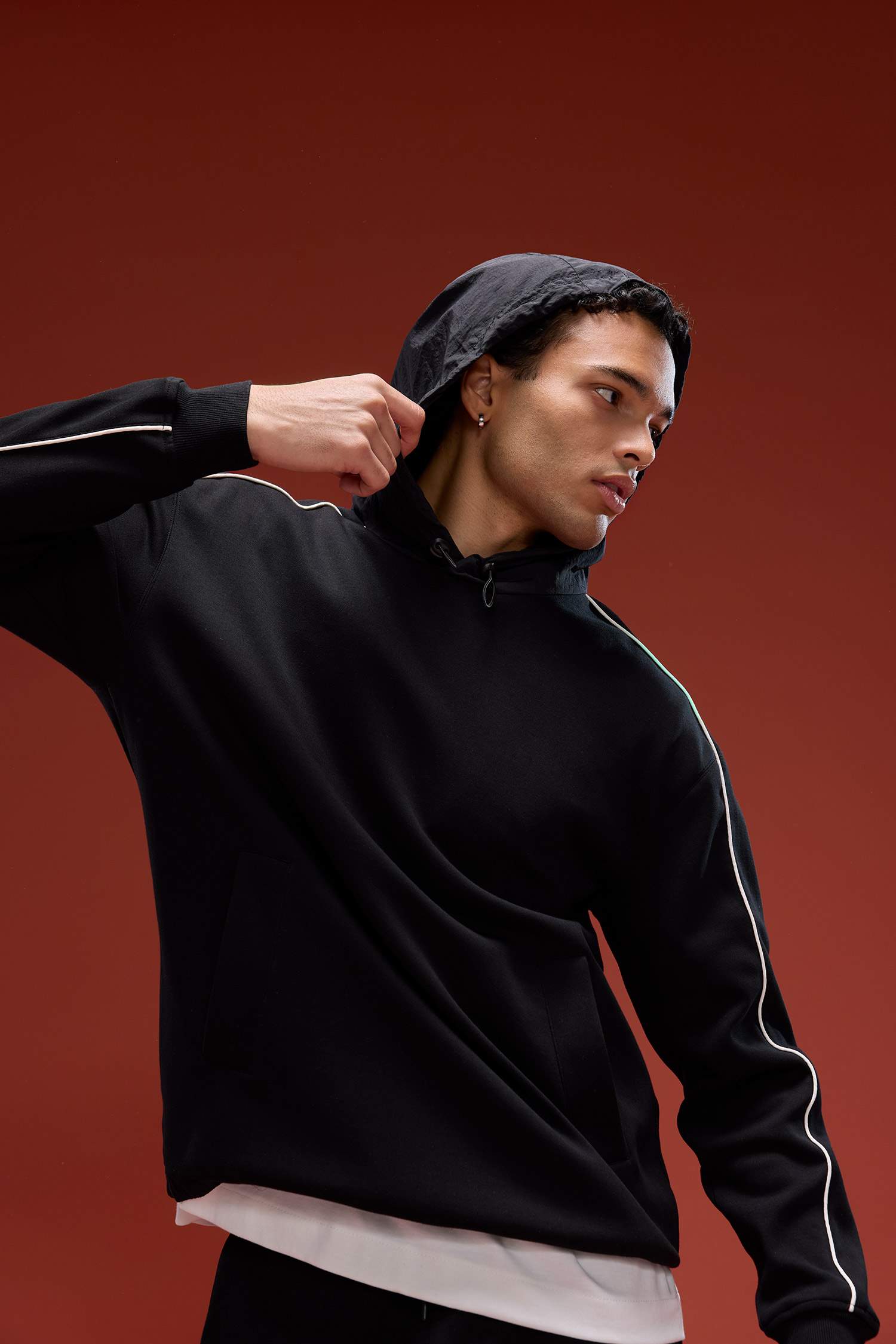 Boxy Fit Kapüşonlu Baskılı Sweatshirt