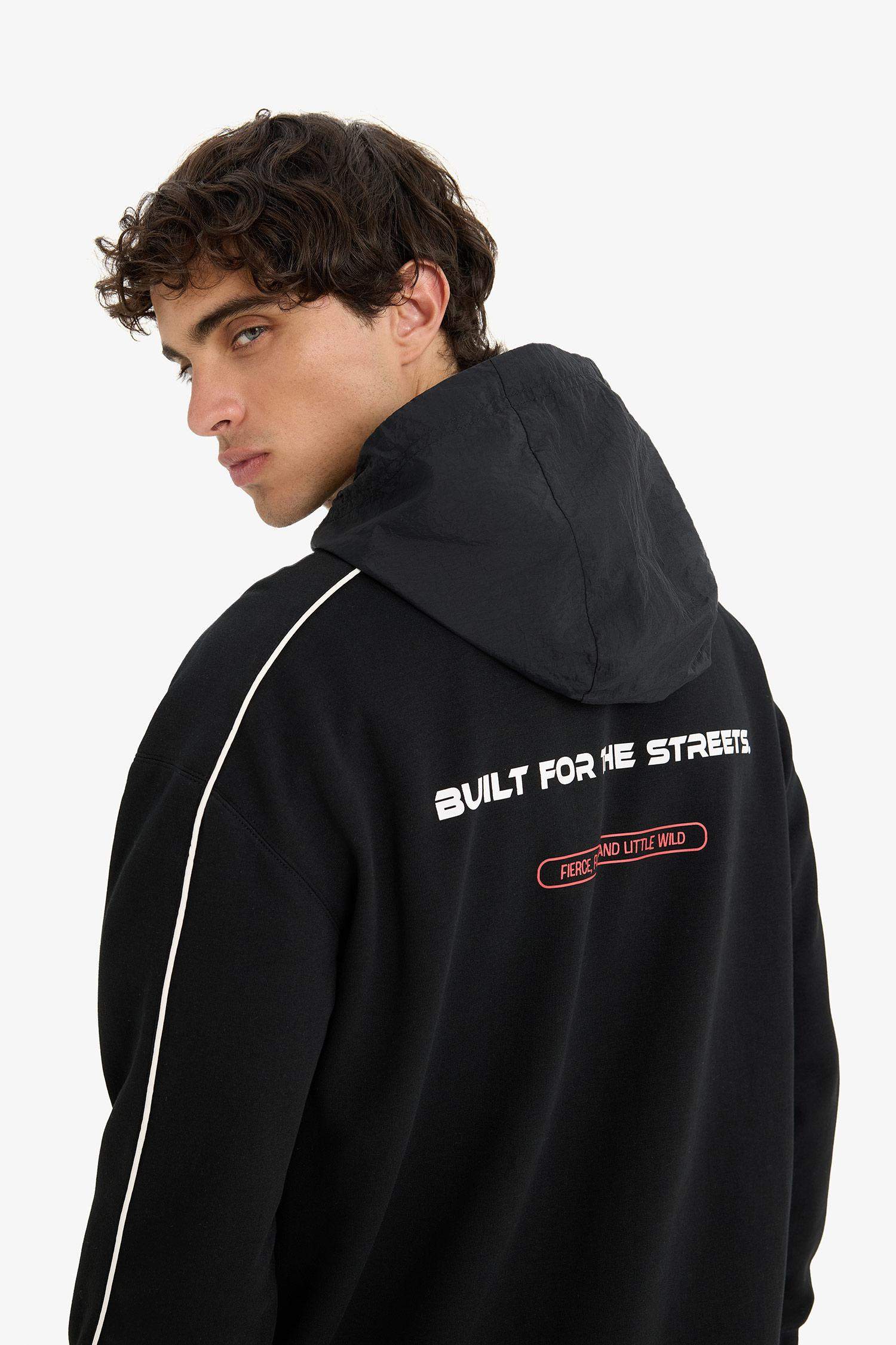 Boxy Fit Kapüşonlu Baskılı Sweatshirt