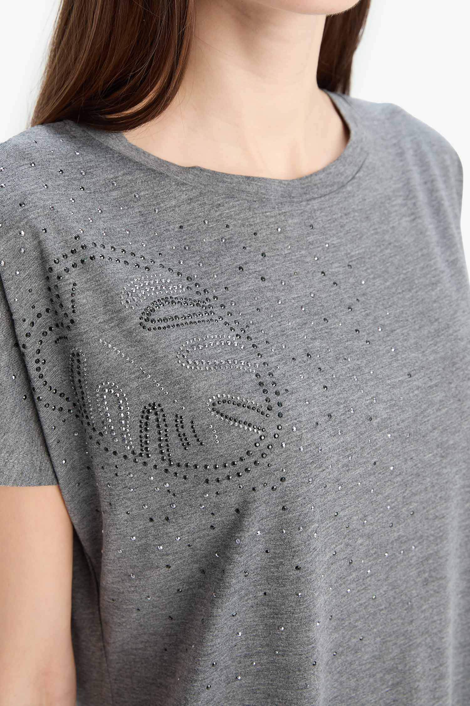 Bisiklet Yaka Basic Düz Kısa Kollu Tişört