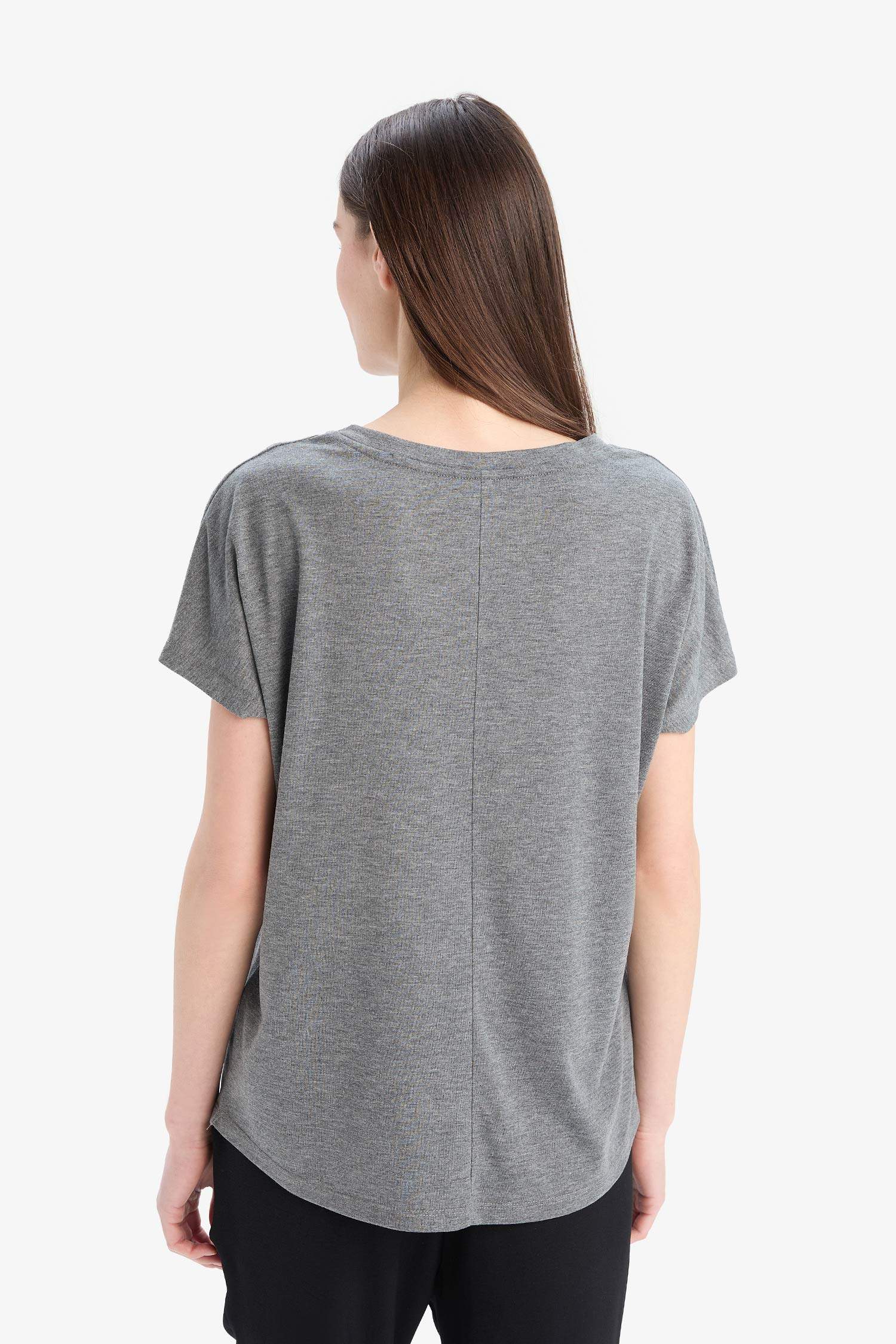 Bisiklet Yaka Basic Düz Kısa Kollu Tişört