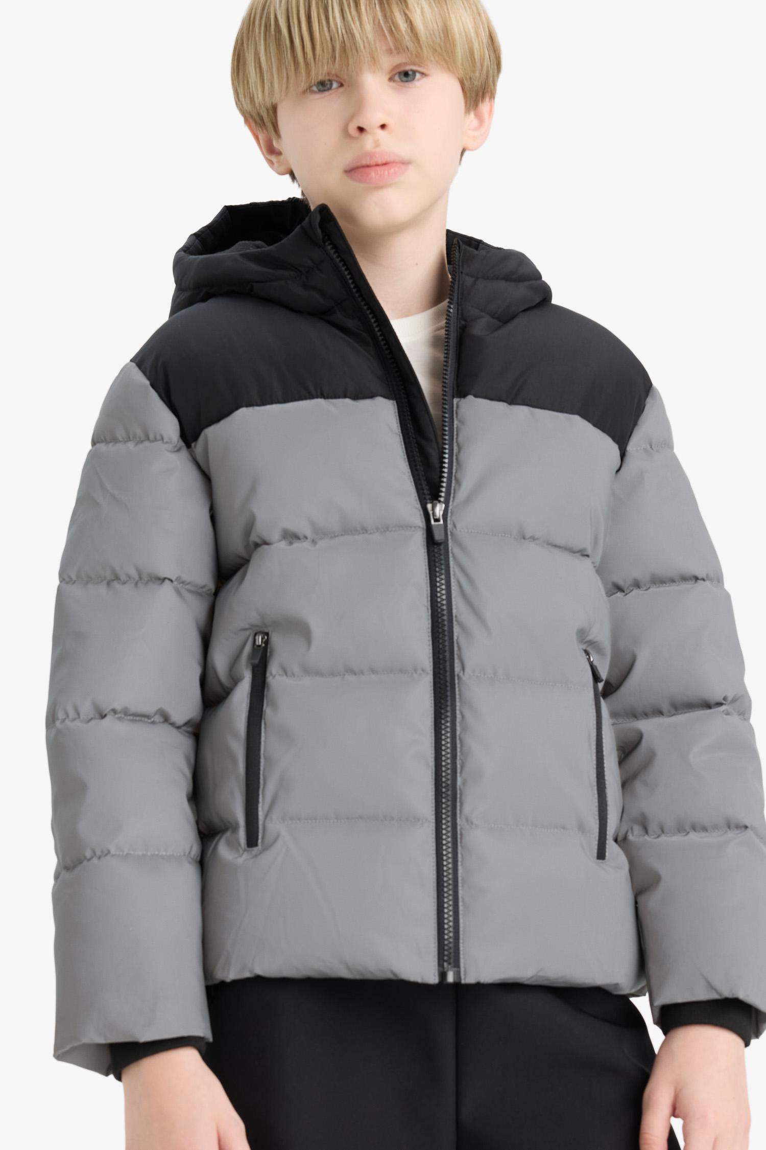 جاكيت بامب اولادي وتر بروف بكابيشون مبطن بالصوف