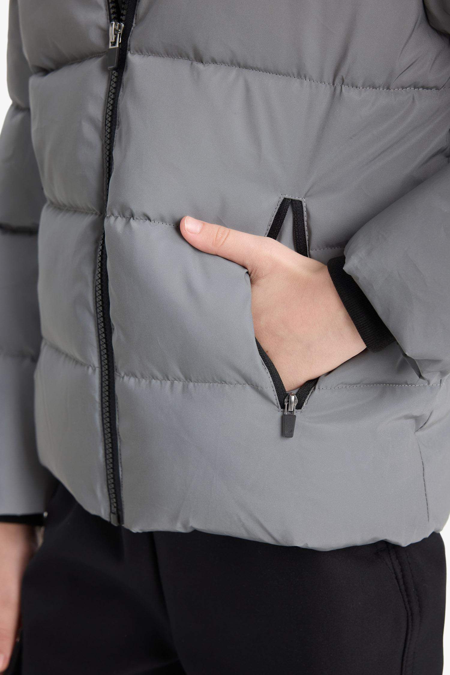 Erkek Çocuk Su Geçirmez Kapüşonlu Polar Astarlı Mont