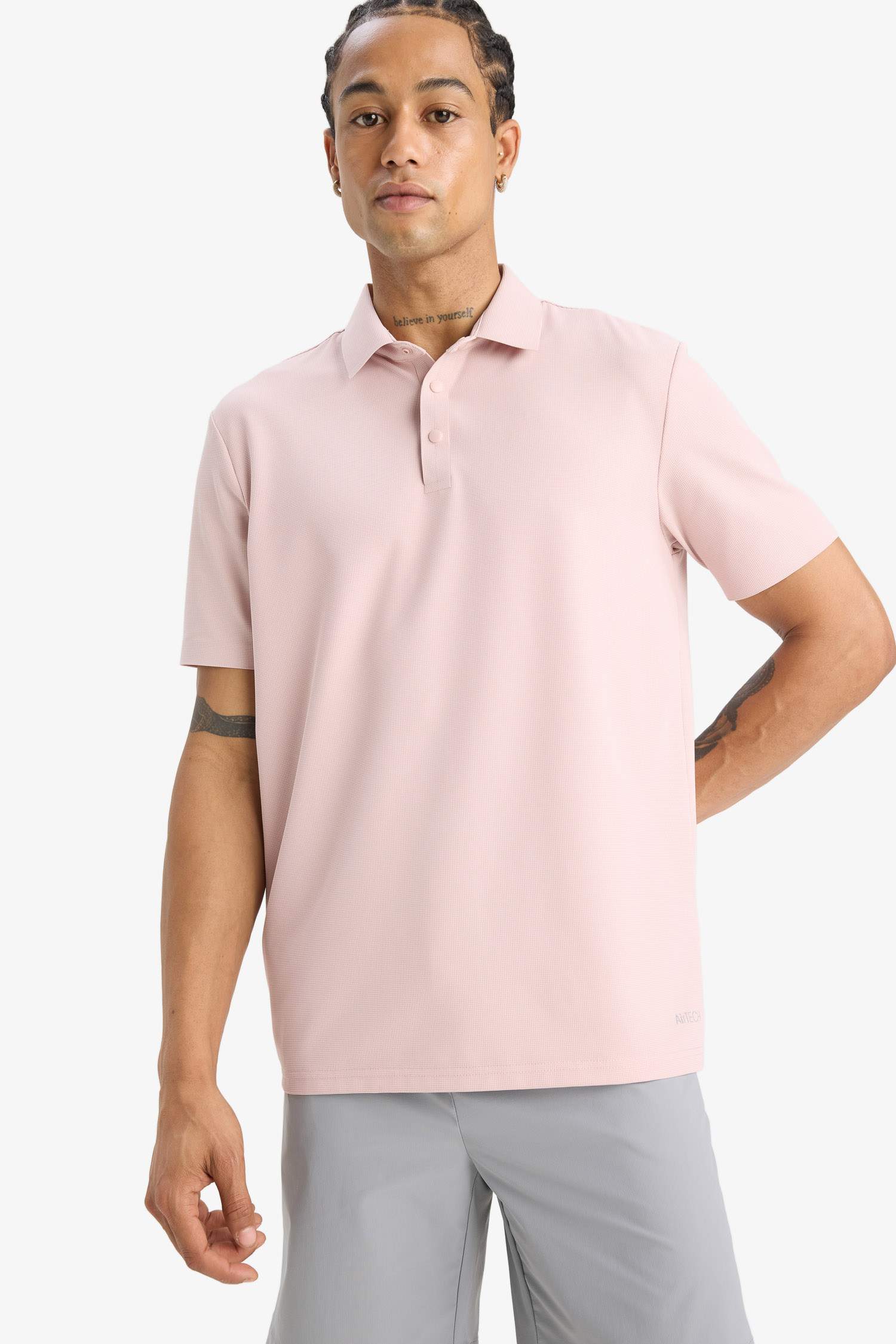 DeFactoFit Standart Fit Polo Yaka Sporcu Kısa Kollu Tişört