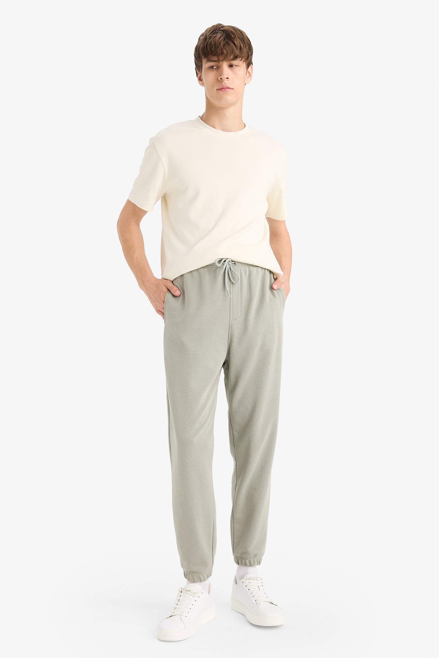 Regular Fit Beli Bağcıklı Paçası Lastikli Cepli Basic Düz Jogger Eşofman Altı