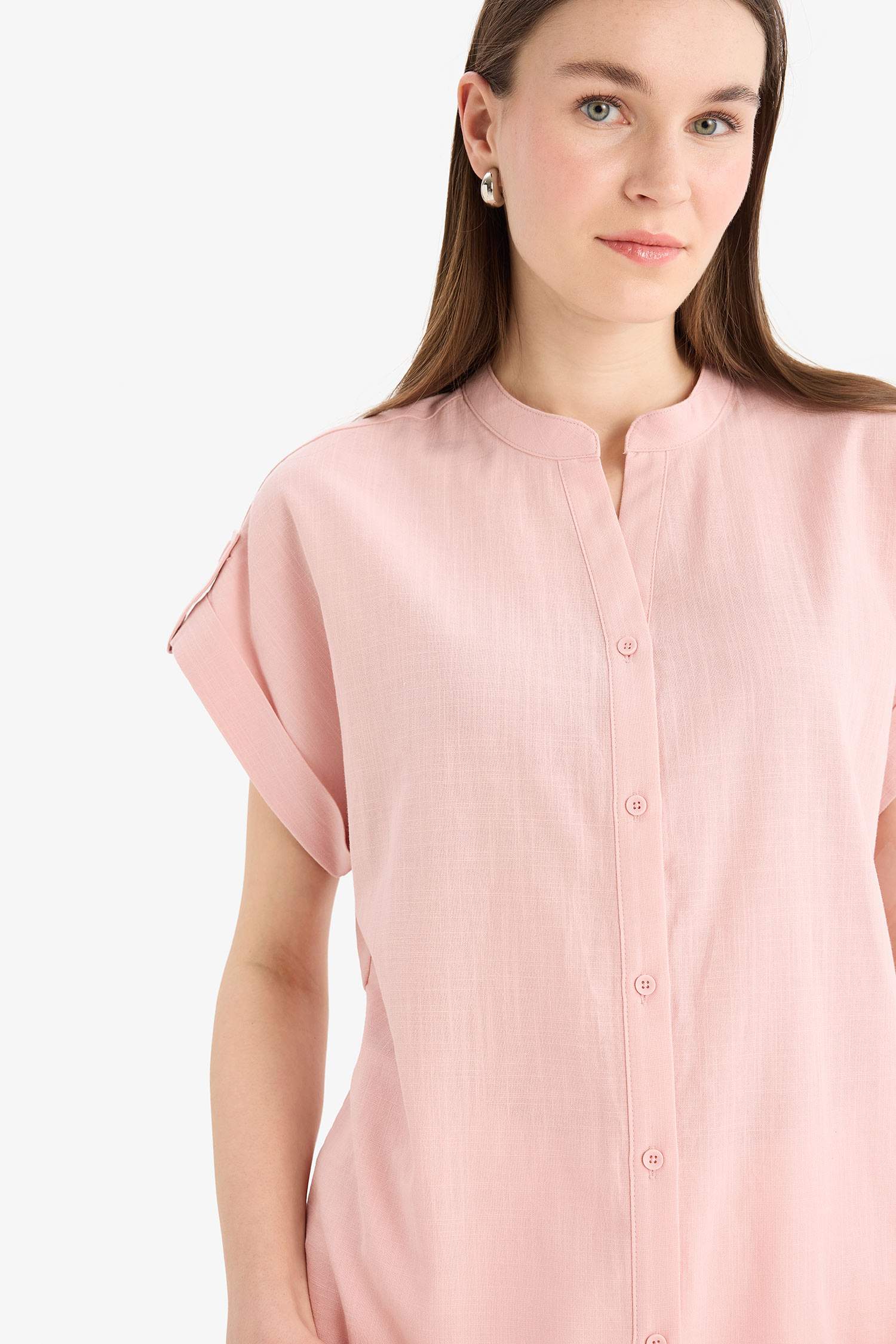 Regular Fit Apaş Yaka Flamlı Pamuk Kısa Kollu Gömlek