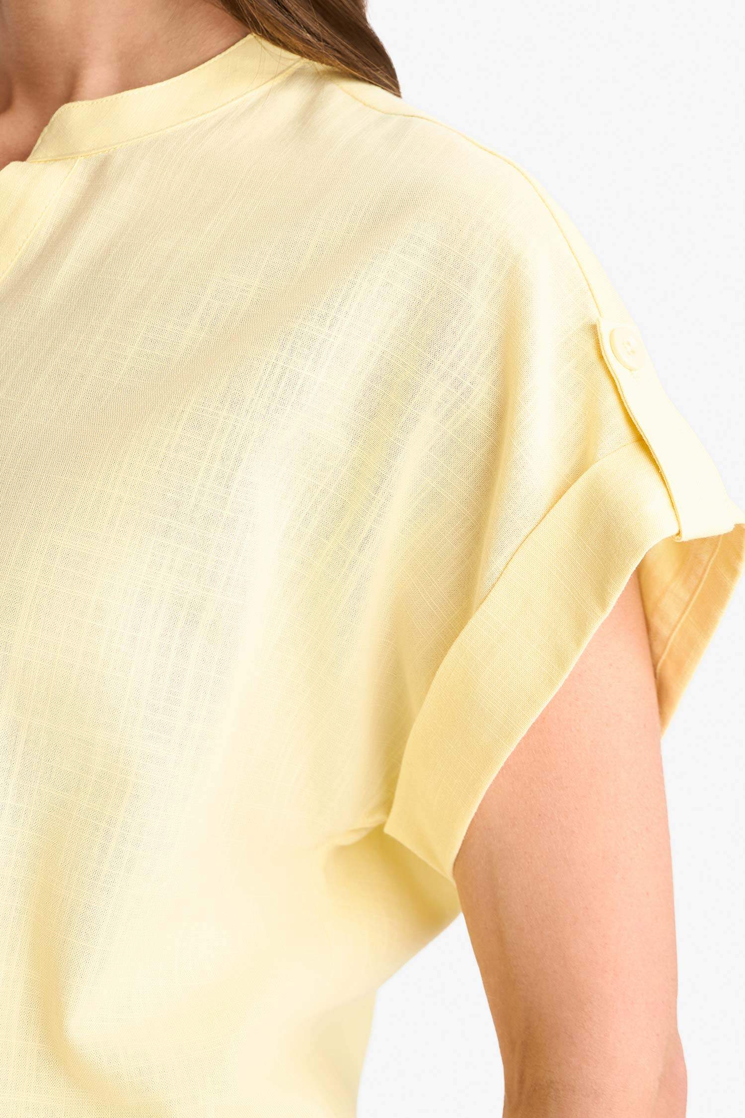 Regular Fit Crew Neck Short Sleeve Shirt