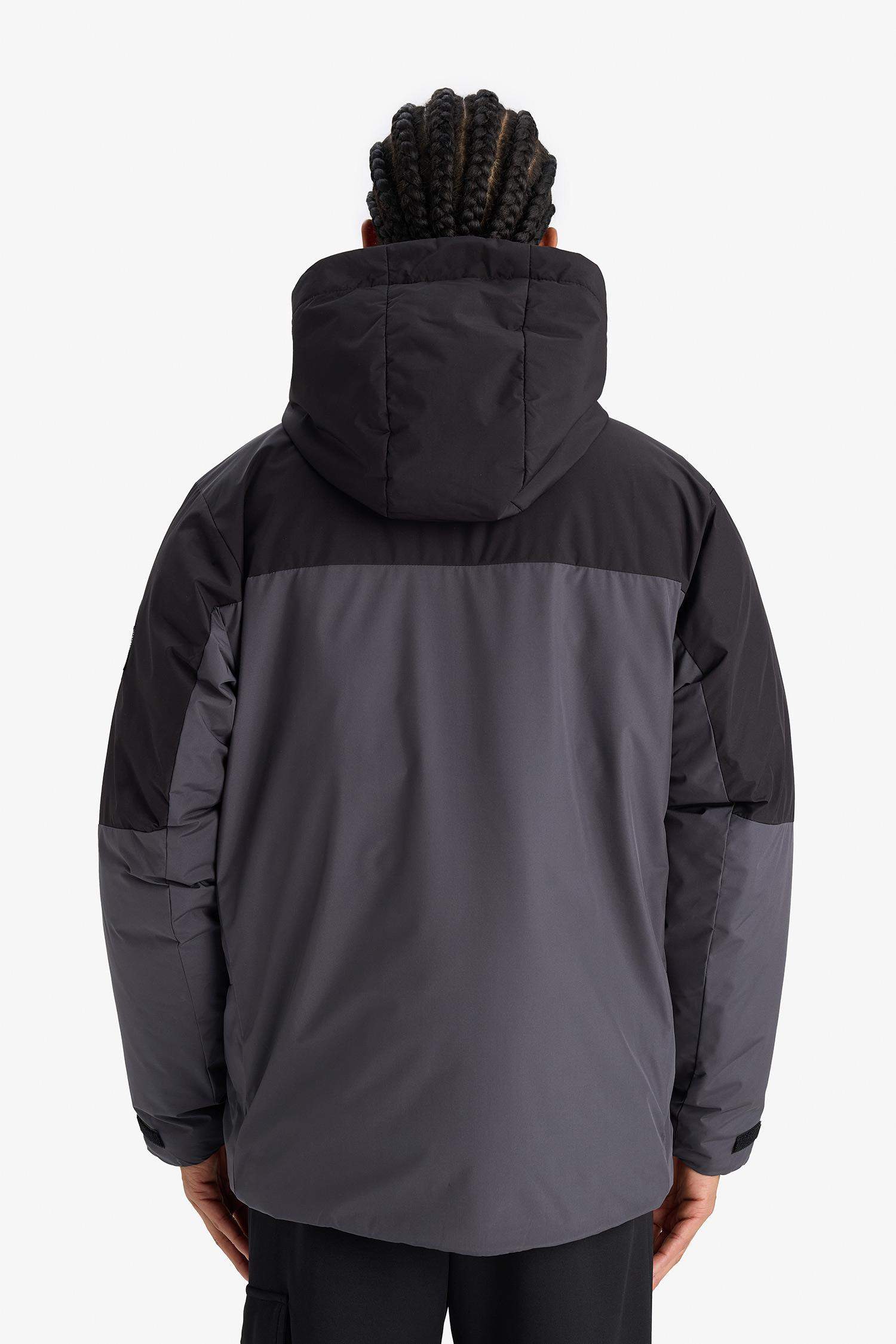 Water Repellent Regular Fit Puffer Jacket