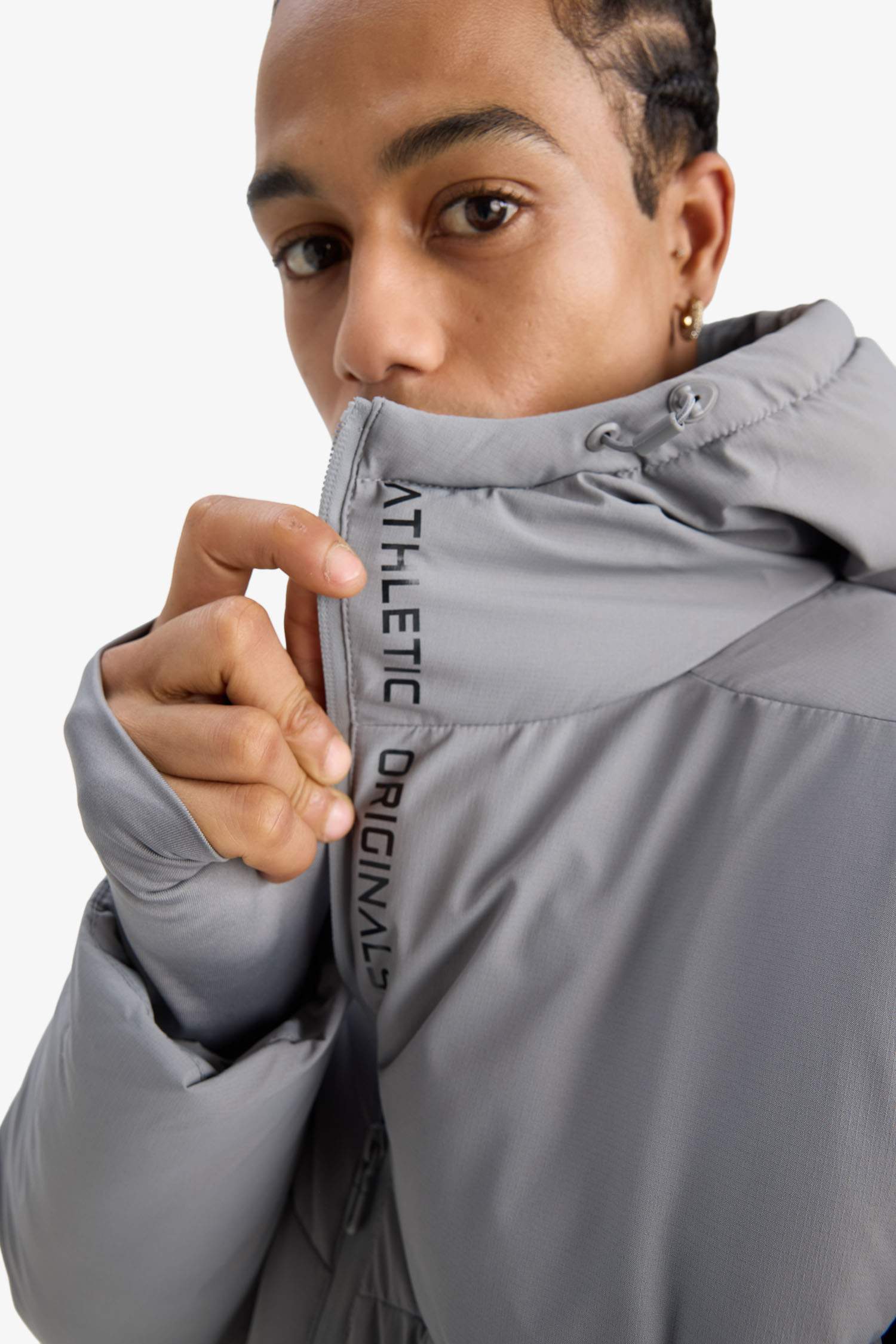 Su İtici Regular Fit Kapüşonlu Fermuarlı Rüzgar Geçirmez Mont