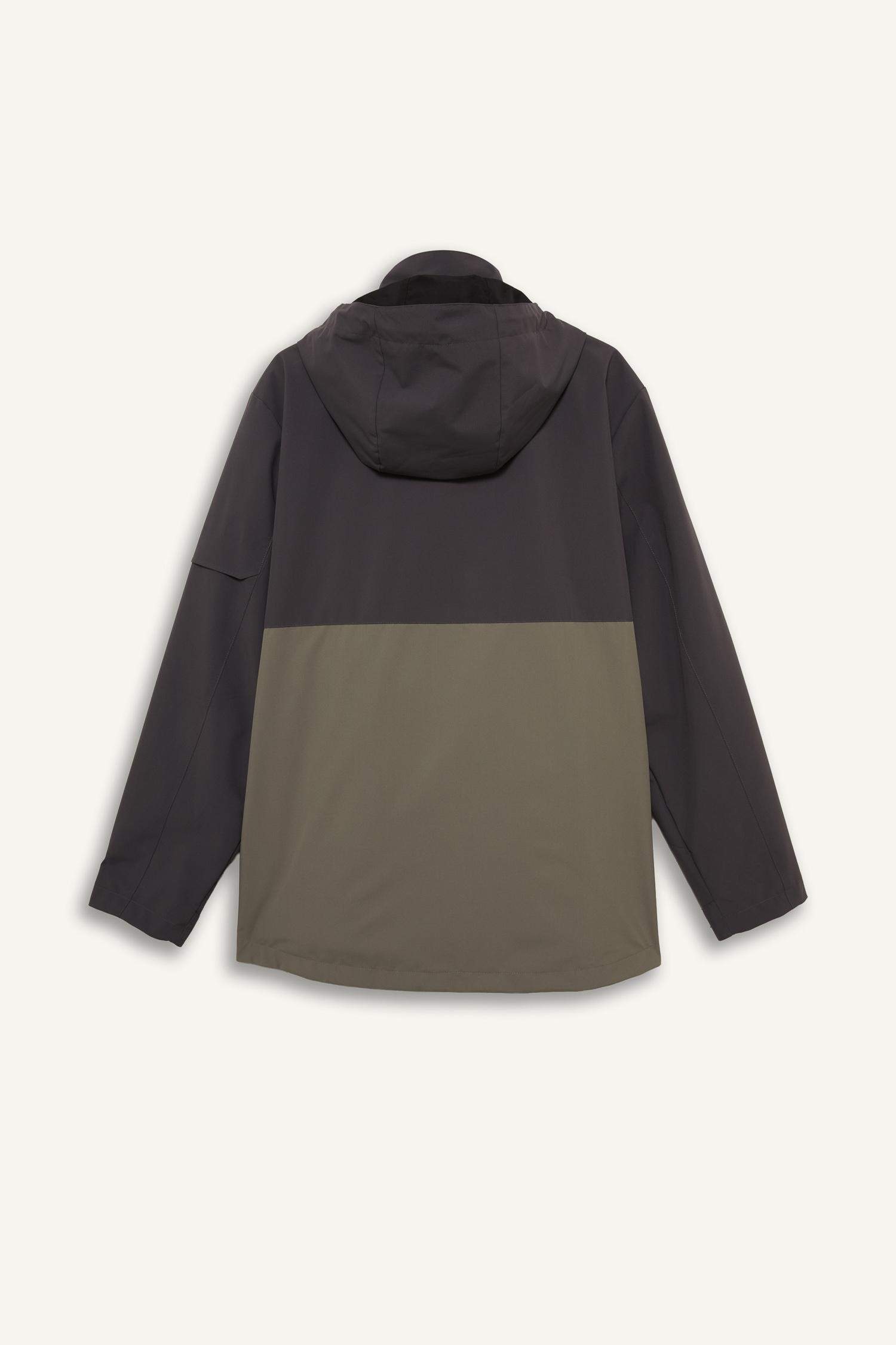 DeFactoFit Su İtici Regular Fit Kapüşonlu Rüzgar Geçirmez Mont