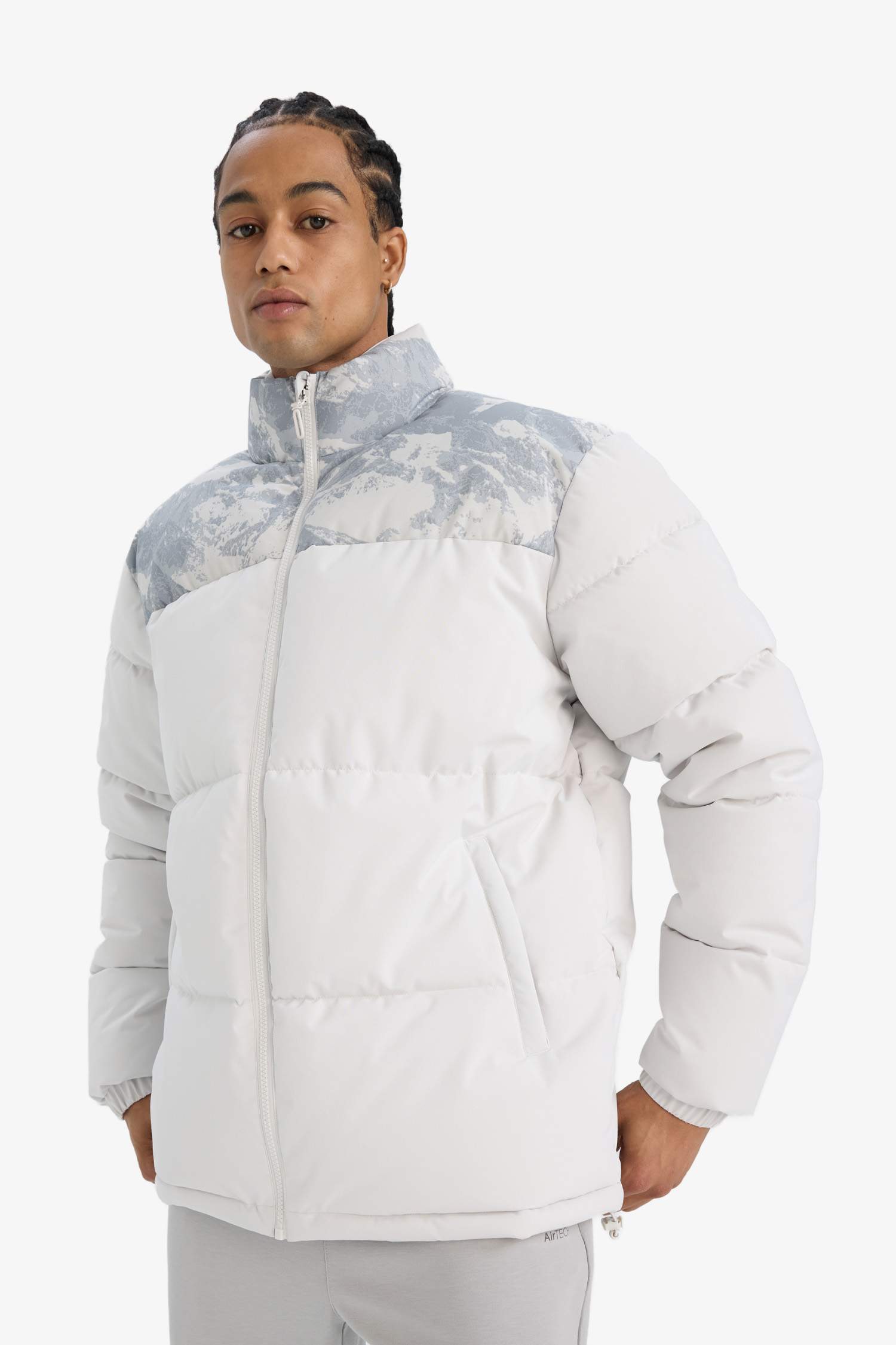 Su İtici Oversize Geniş Kalıp Fermuarlı Rüzgar Geçirmez Şişme Mont