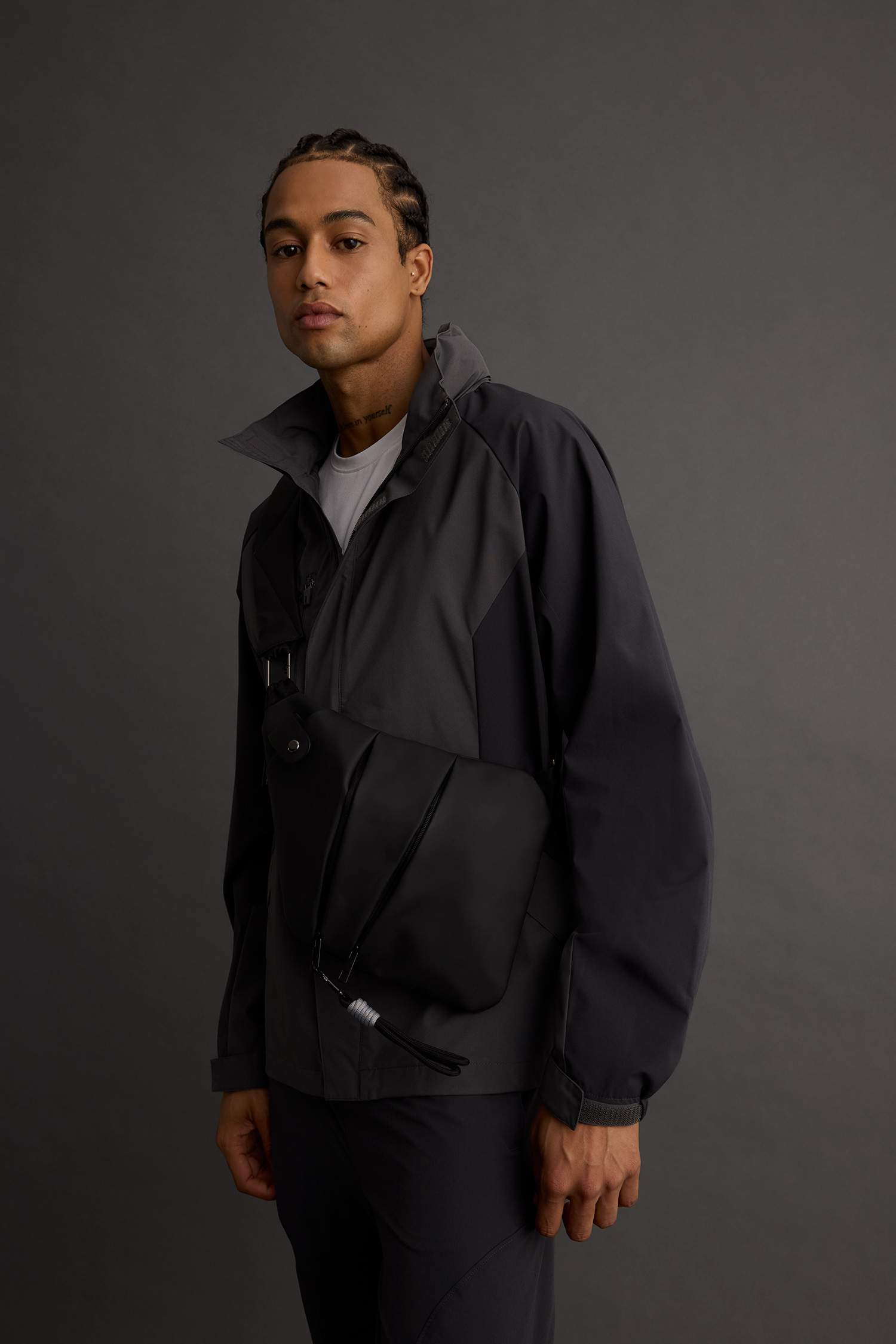 DeFactoFit Regular Fit Hooded Mesh Lined Waterproof Rain Jacket