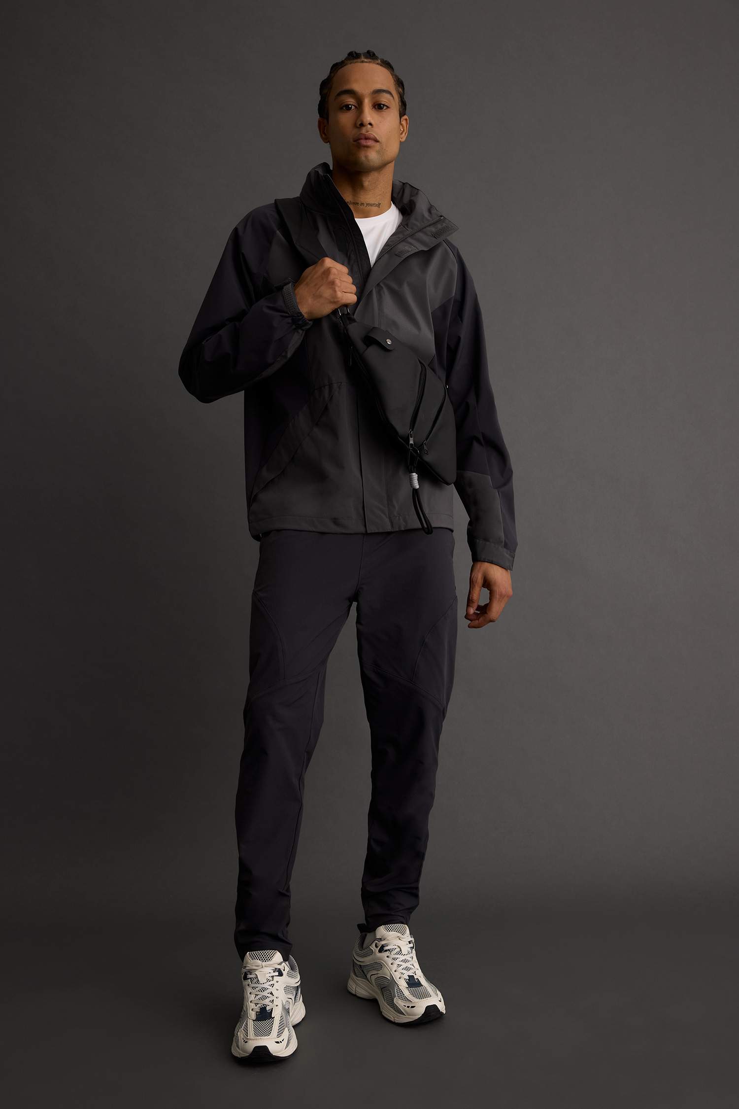 DeFactoFit Regular Fit Hooded Mesh Lined Waterproof Rain Jacket