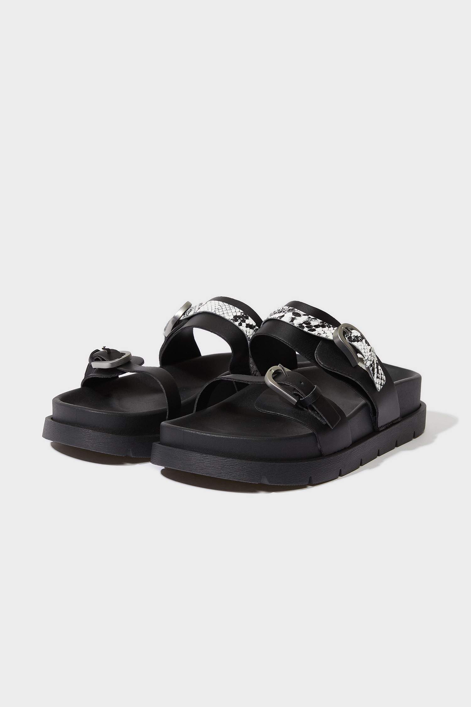 Woman Flat Sole Slipper