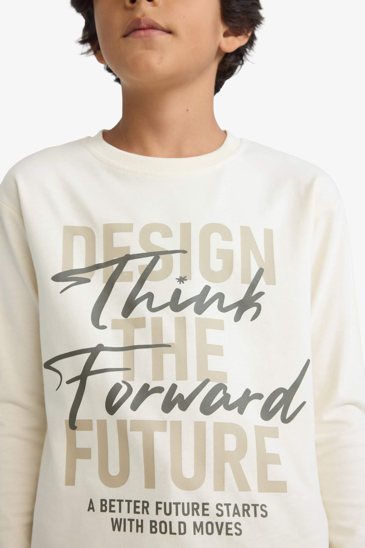 Boy Regular Fit Crew Neck Long Sleeve T-Shirt