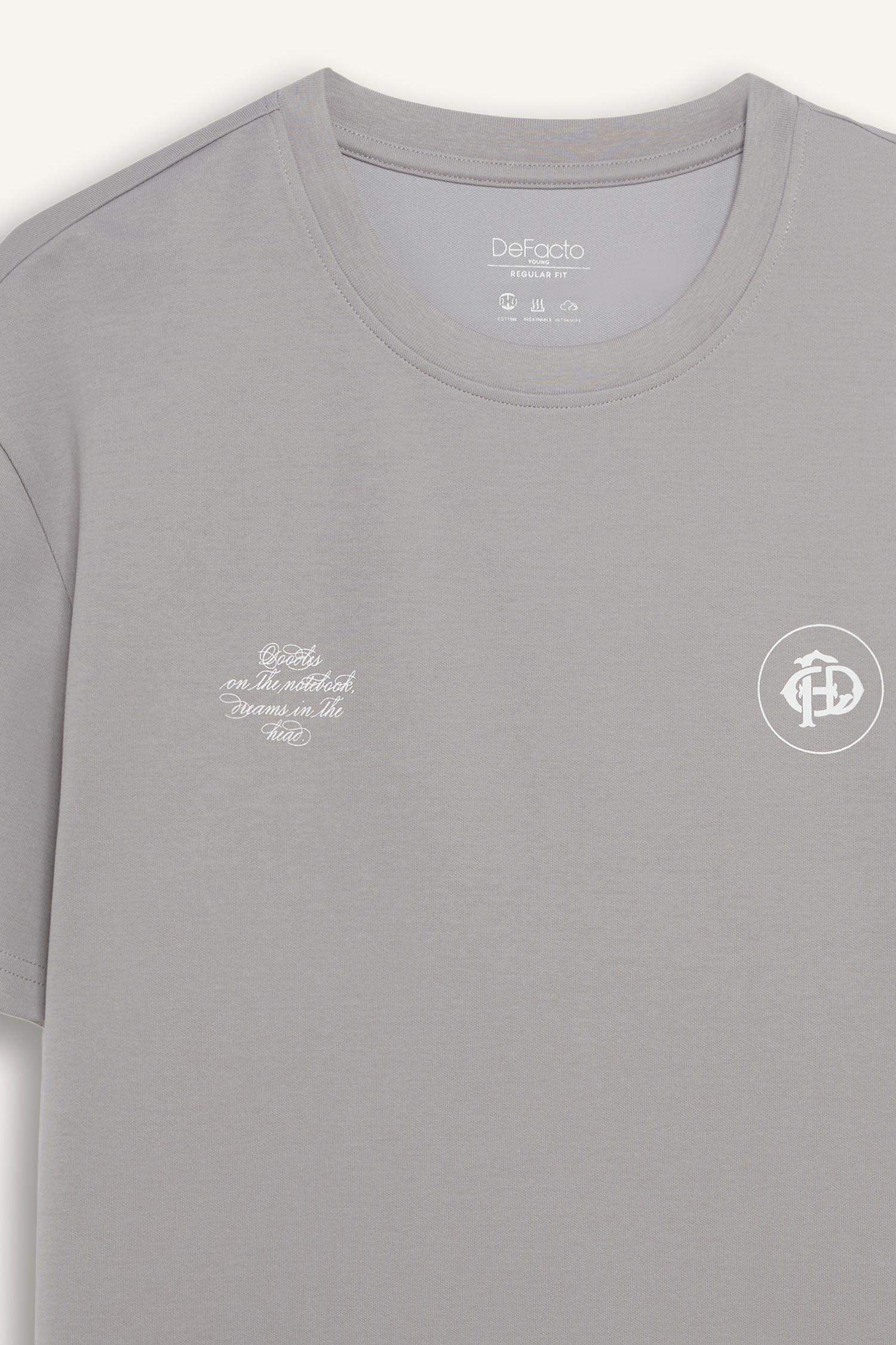 дөңгелек жаға минималл Қысқа жеңді футболка