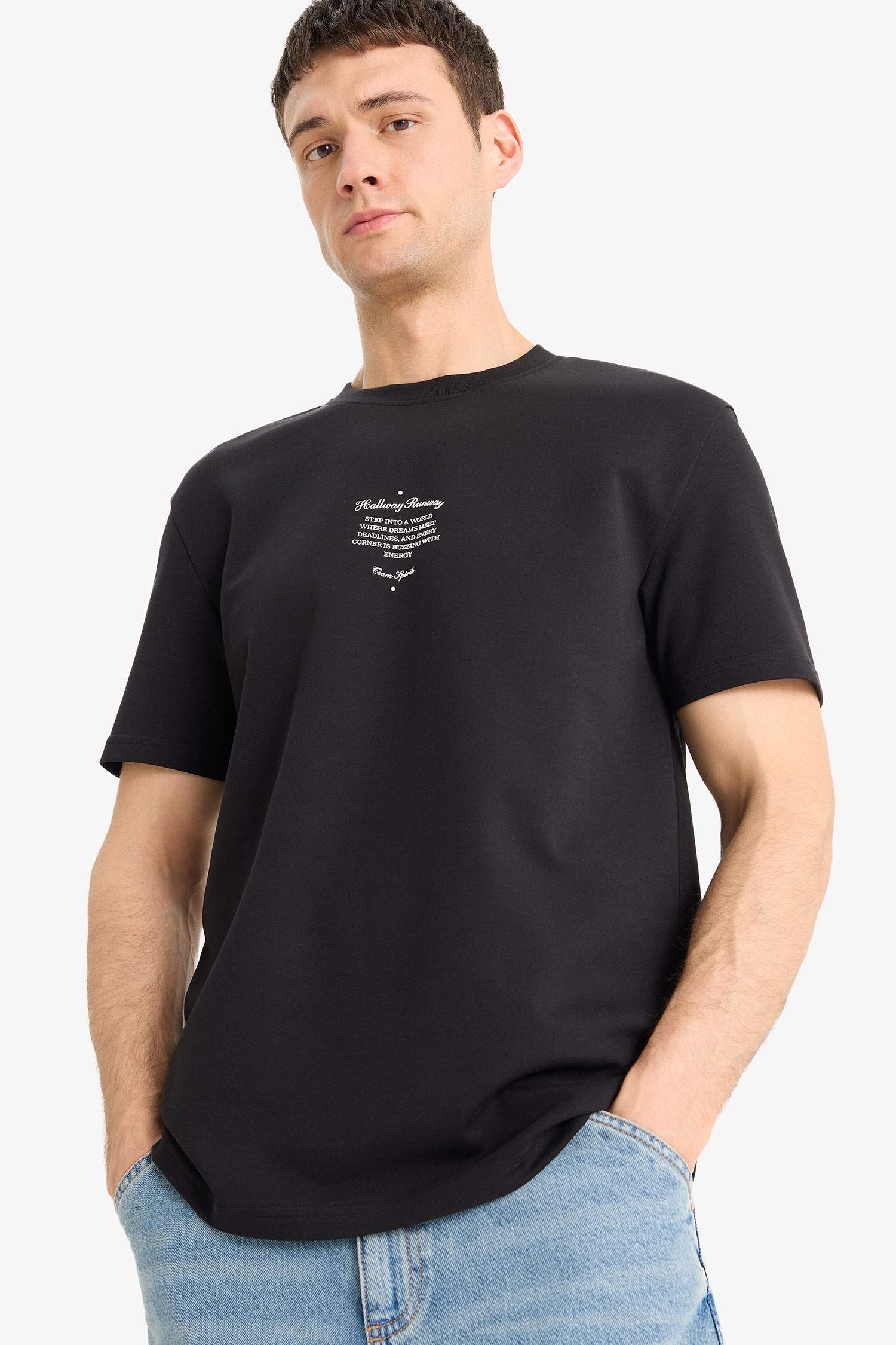 T-shirt imprimé à col rond et manches courtes Coupe régulière