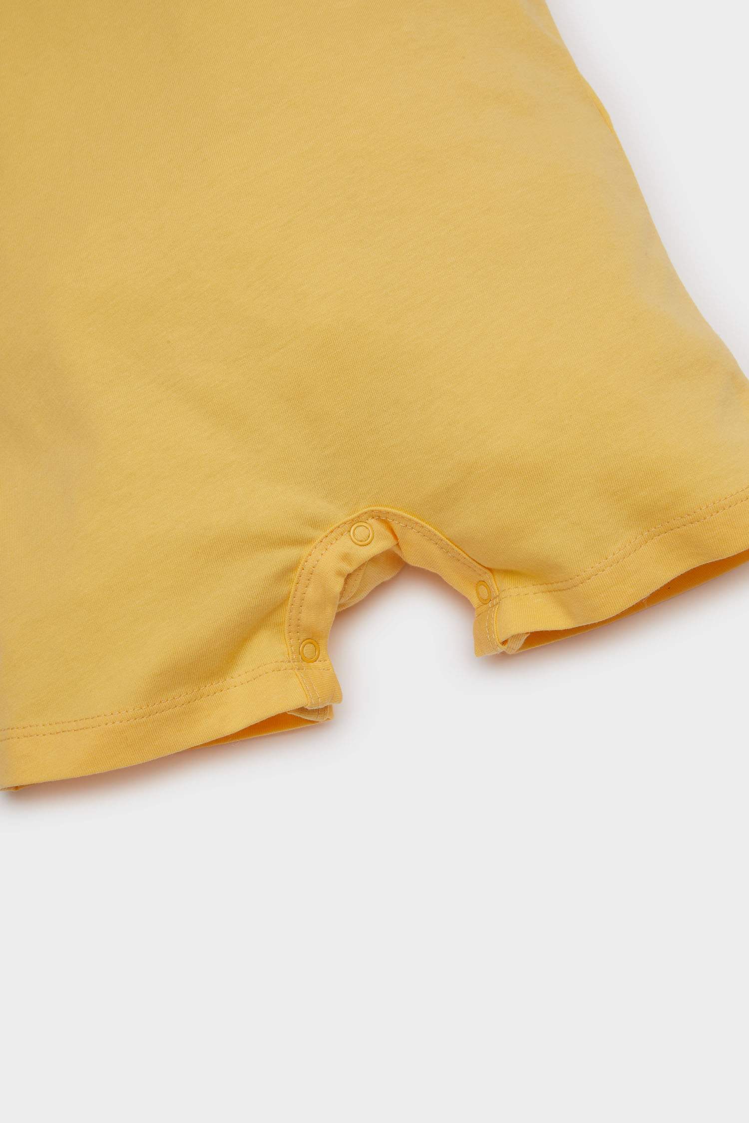 جمبسوت بيبي اولادي حديثي الولادة أصفرمن ويني ذا بوه