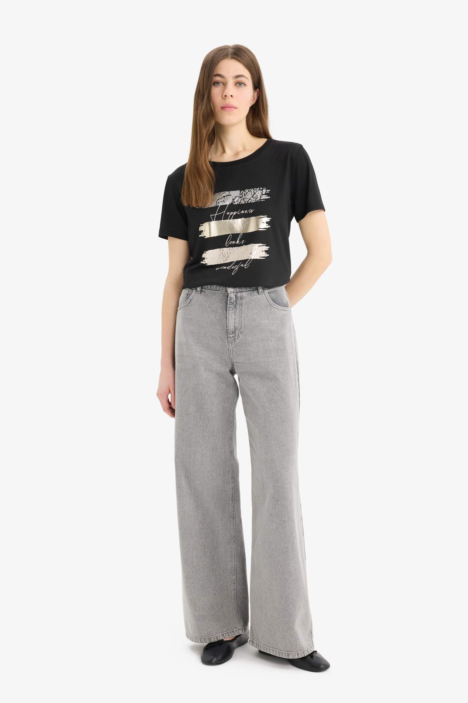 تيشيرت نص كم قصة مريحة مطبوع