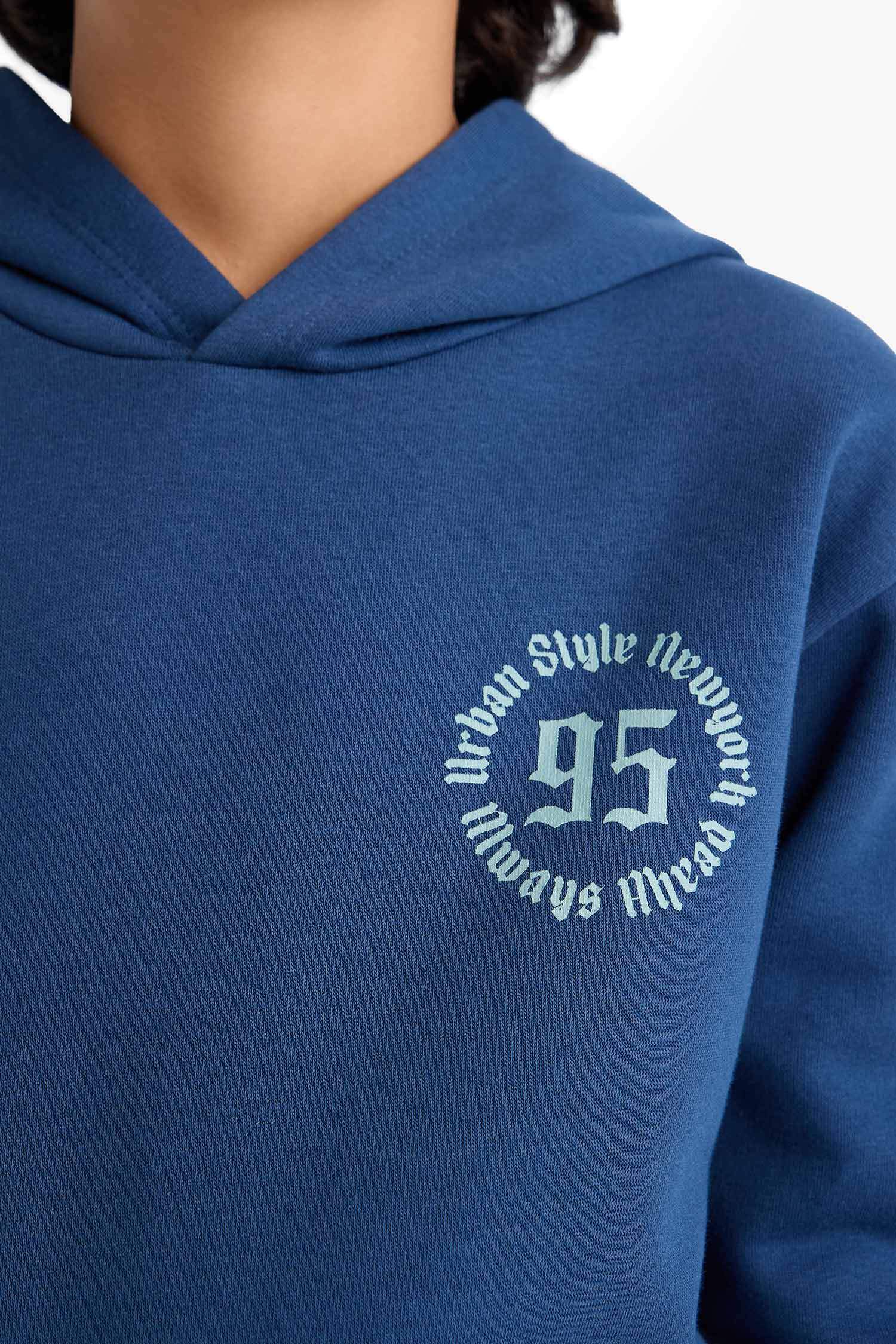 سويت شيرت اولادي قصة عادية ببطانة ناعمة