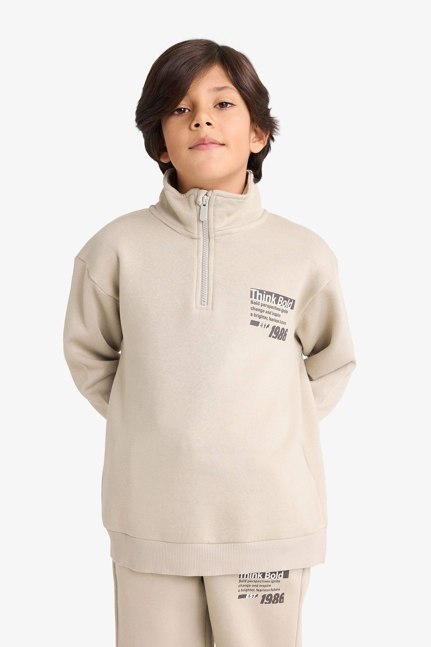 Boy Regular Fit Half Zippered Soft Fuzzy Inside Sweatshirt