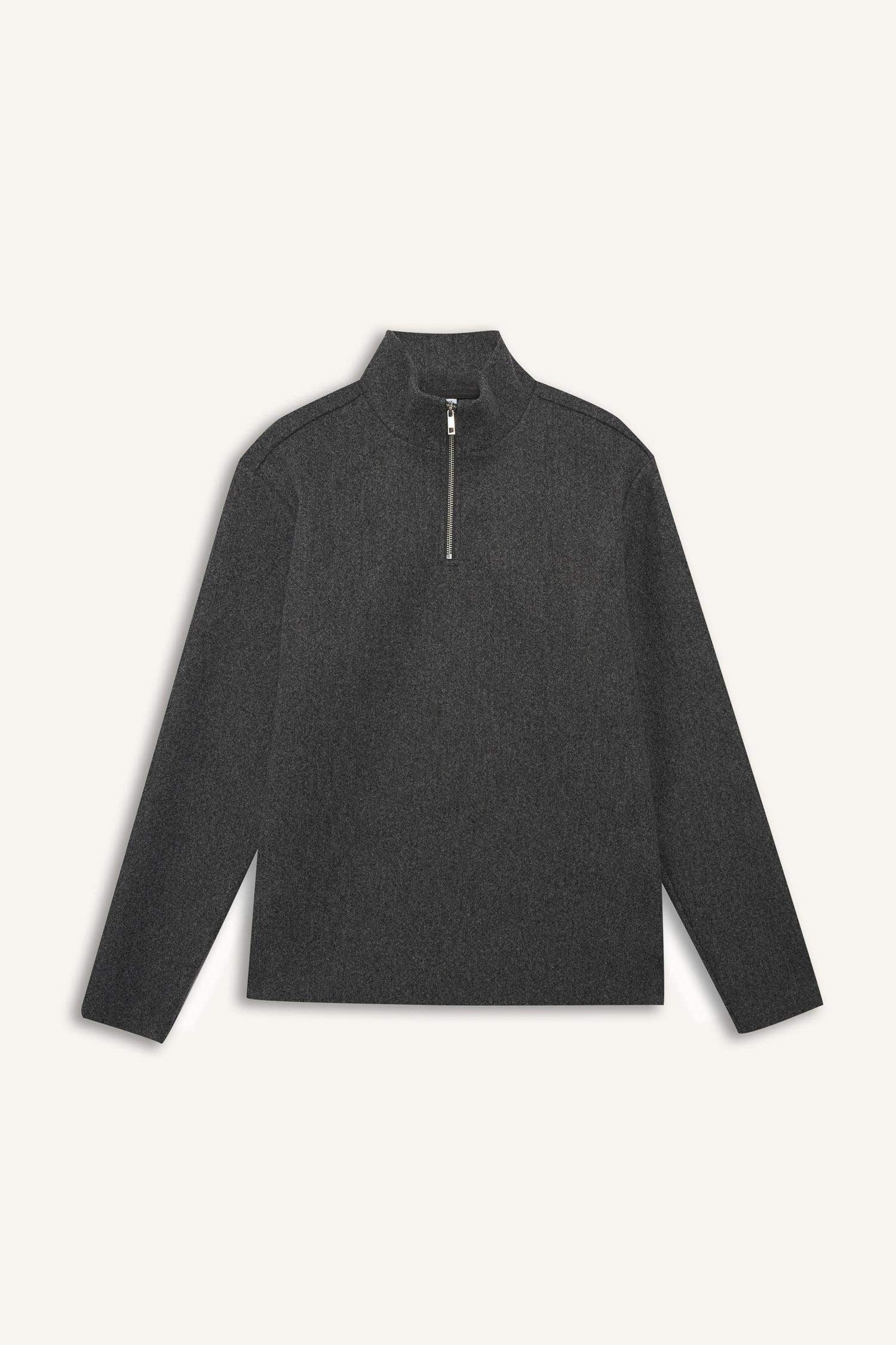 سويت شيرت قصة عادية بنص سحاب