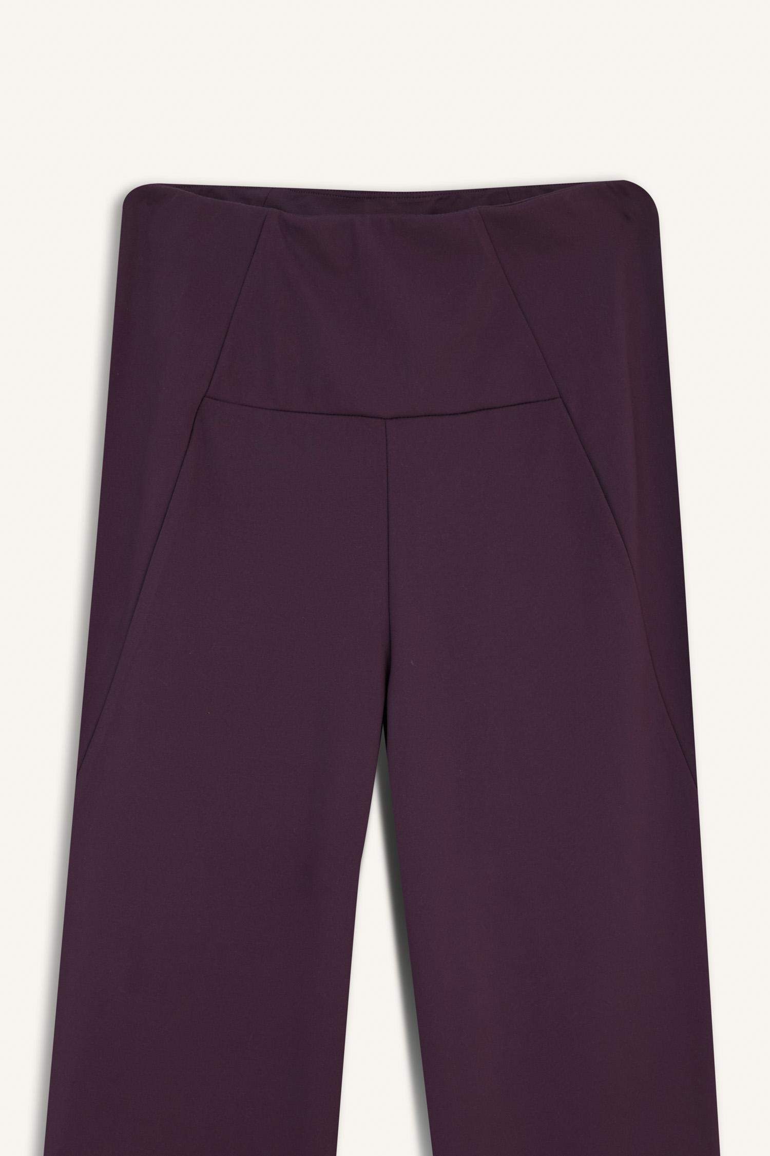 DeFactoFit Flare Fit İspanyol Paça Soft Touch Premium Sporcu Pantolon