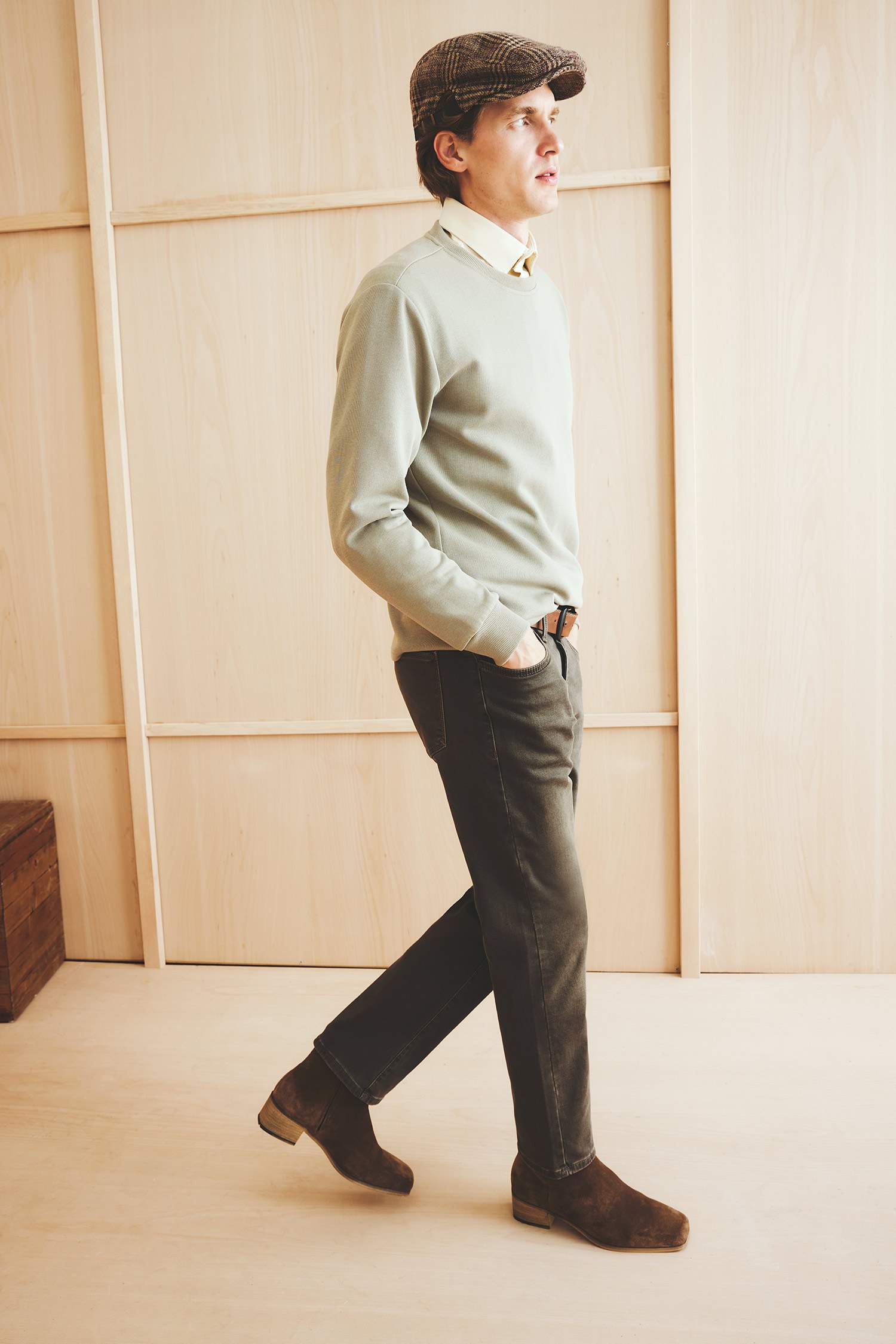 Regular Fit Crew Neck Long Sleeve Body